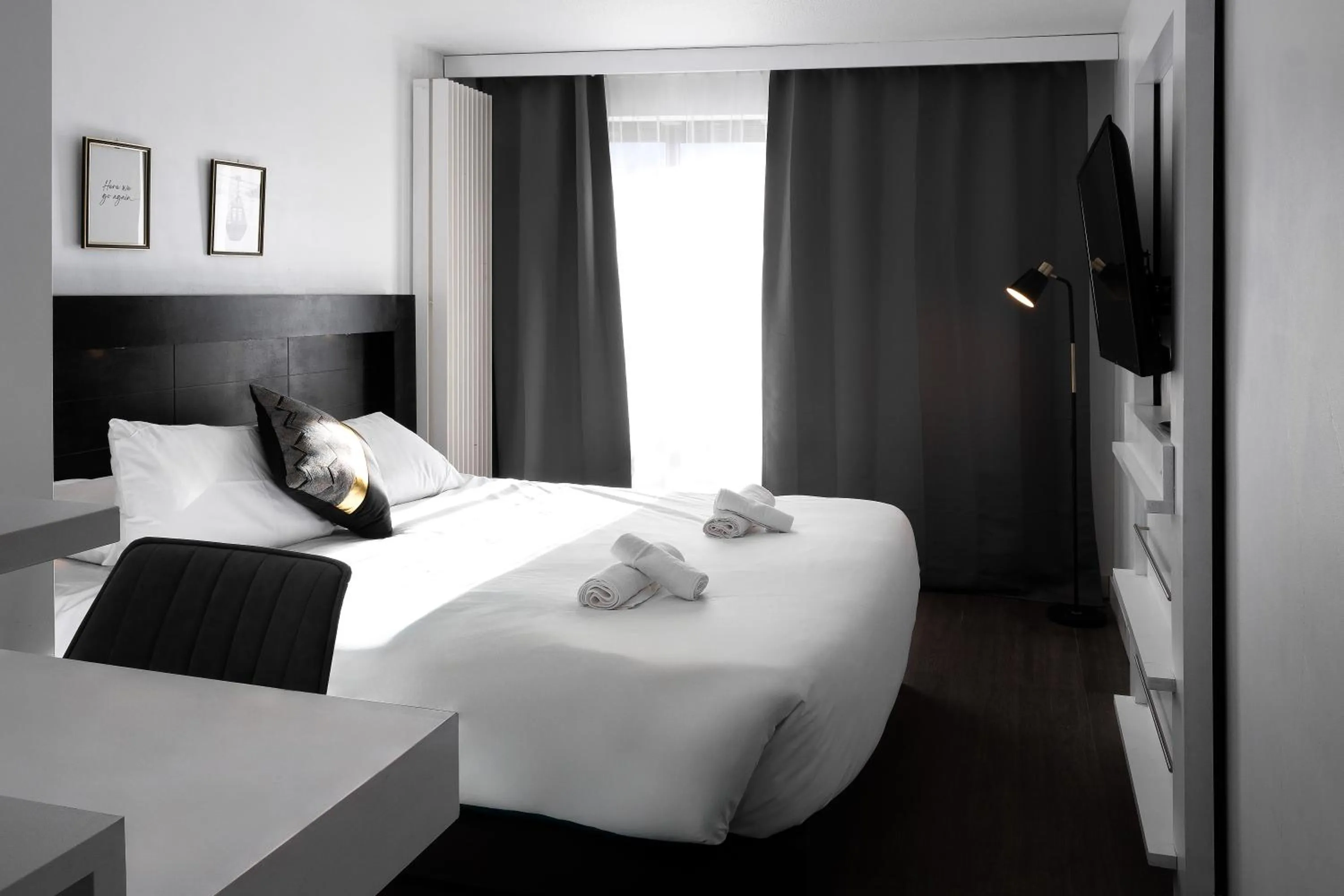 Bed in Suite Home Briancon Serre Chevalier