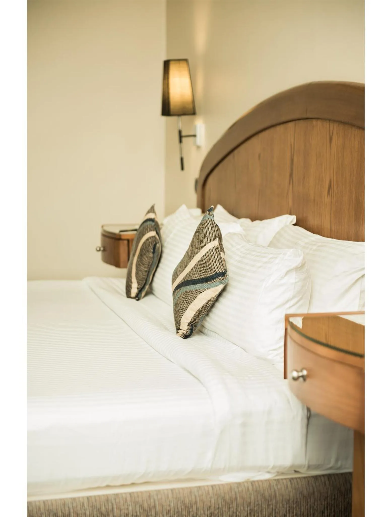 Bedroom, Bed in Cherry Maryski Hotel