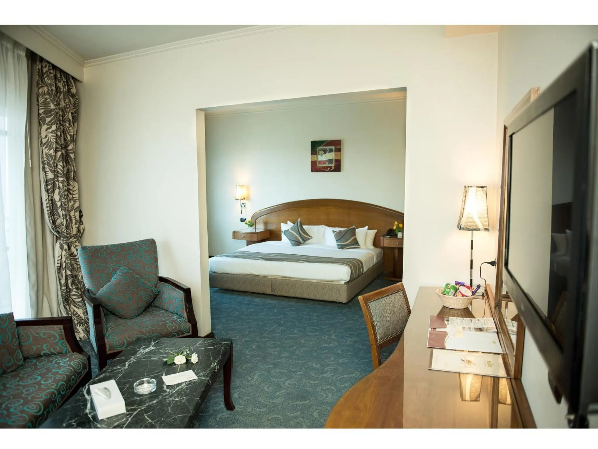 Bedroom, Bed in Cherry Maryski Hotel