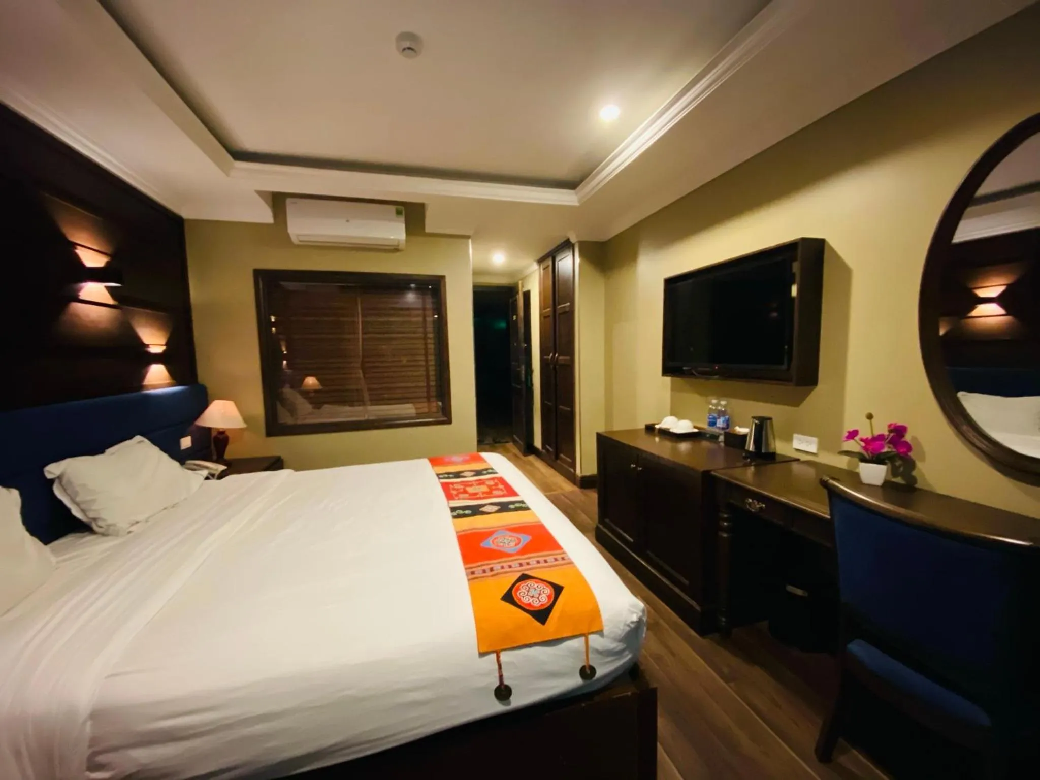 Bed in Nomadtrails Boutique Sapa Hotel