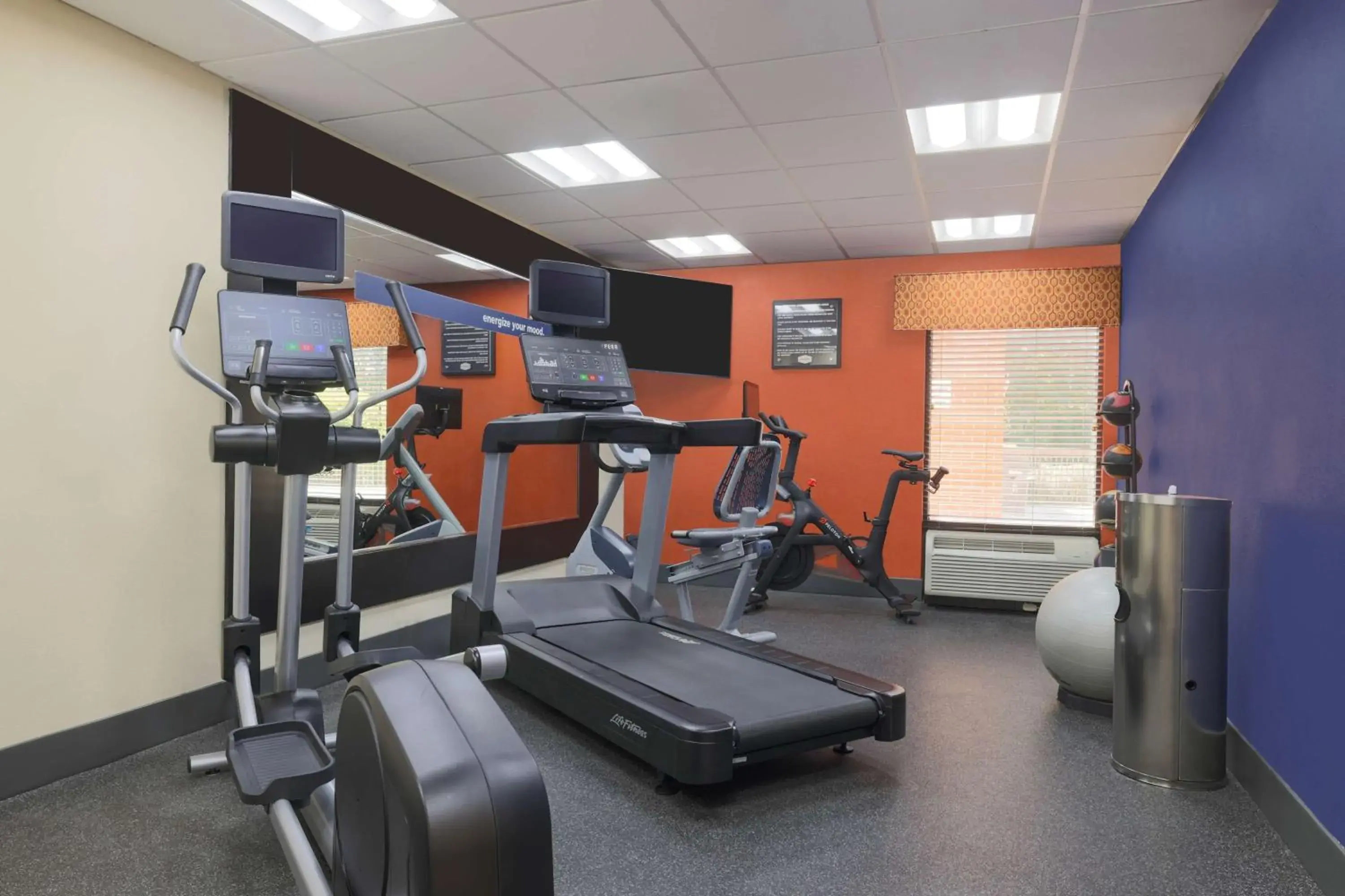 Fitness centre/facilities in Hampton Inn Raleigh/Garner Fitness centre/facilities in Hampton Inn Raleigh/Garner