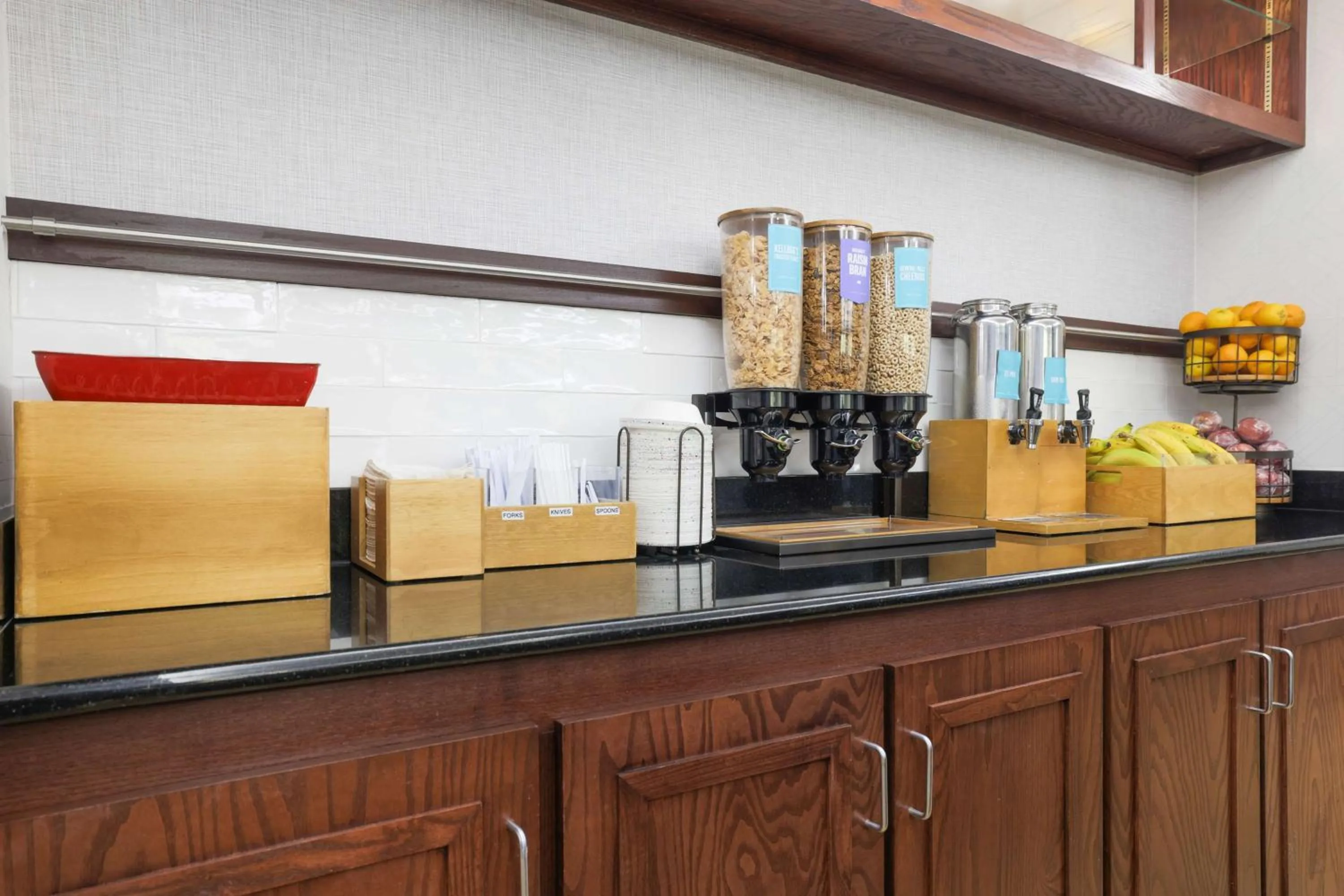 Breakfast in Hampton Inn Raleigh/Garner