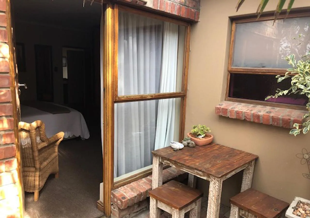 Seating area in A La Martha's Air-Port Guest House