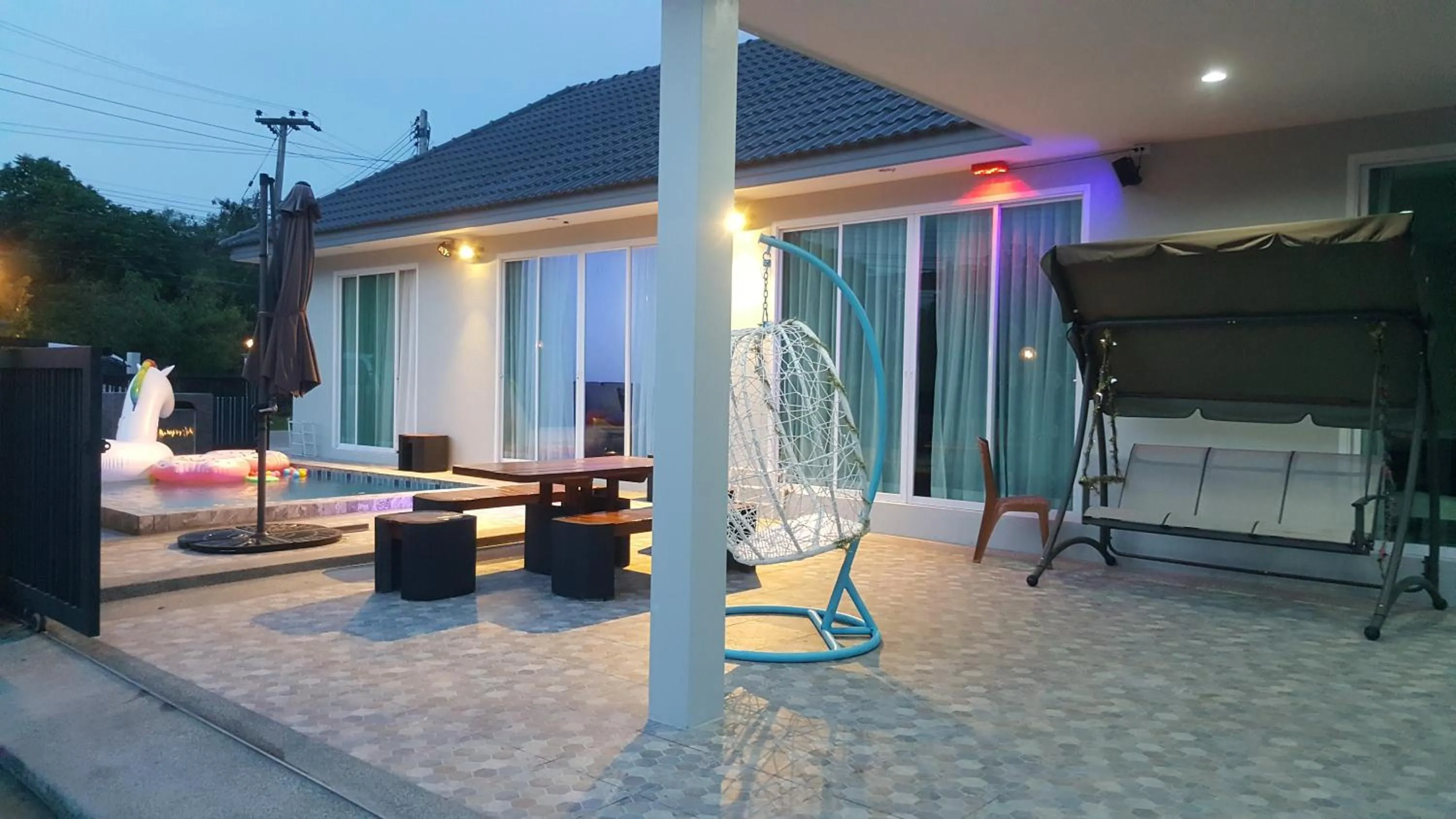 Staff in Smart home huahin