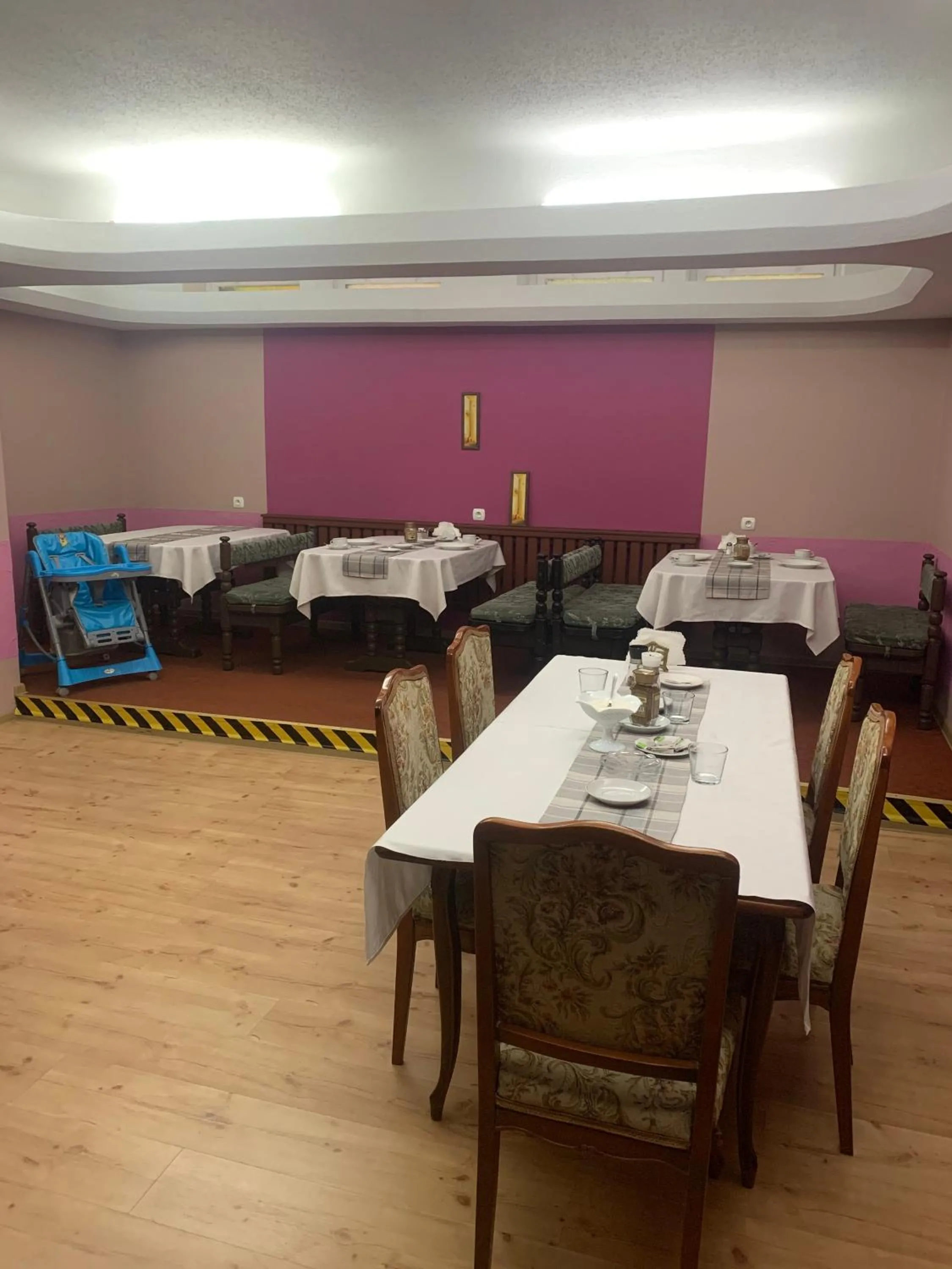 Food and drinks in Hotelik