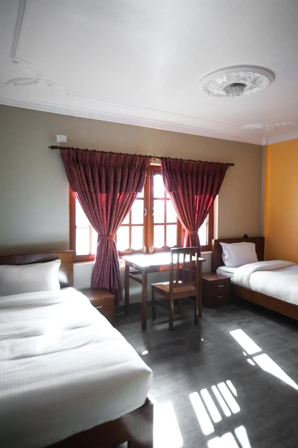 Bed in Be Here Now Bed in Be Here Now