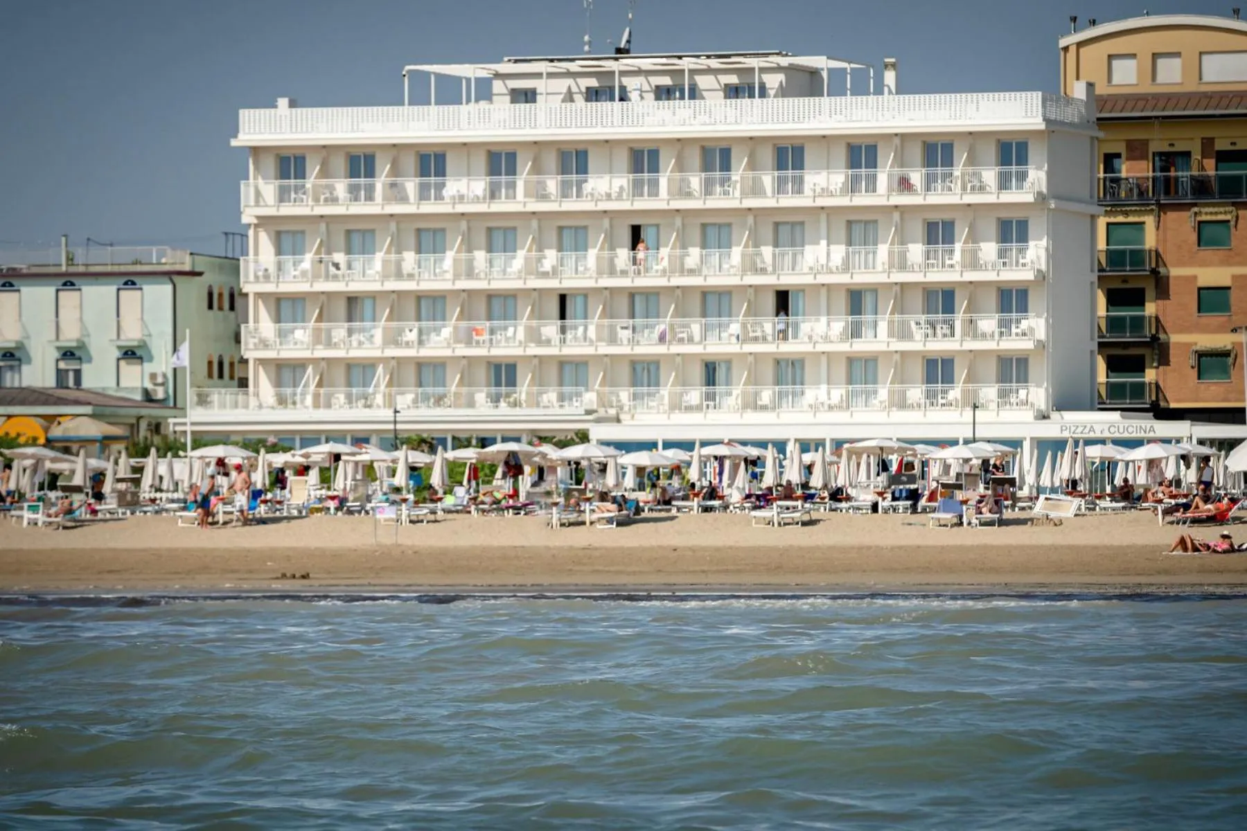 Property building in Stellamare