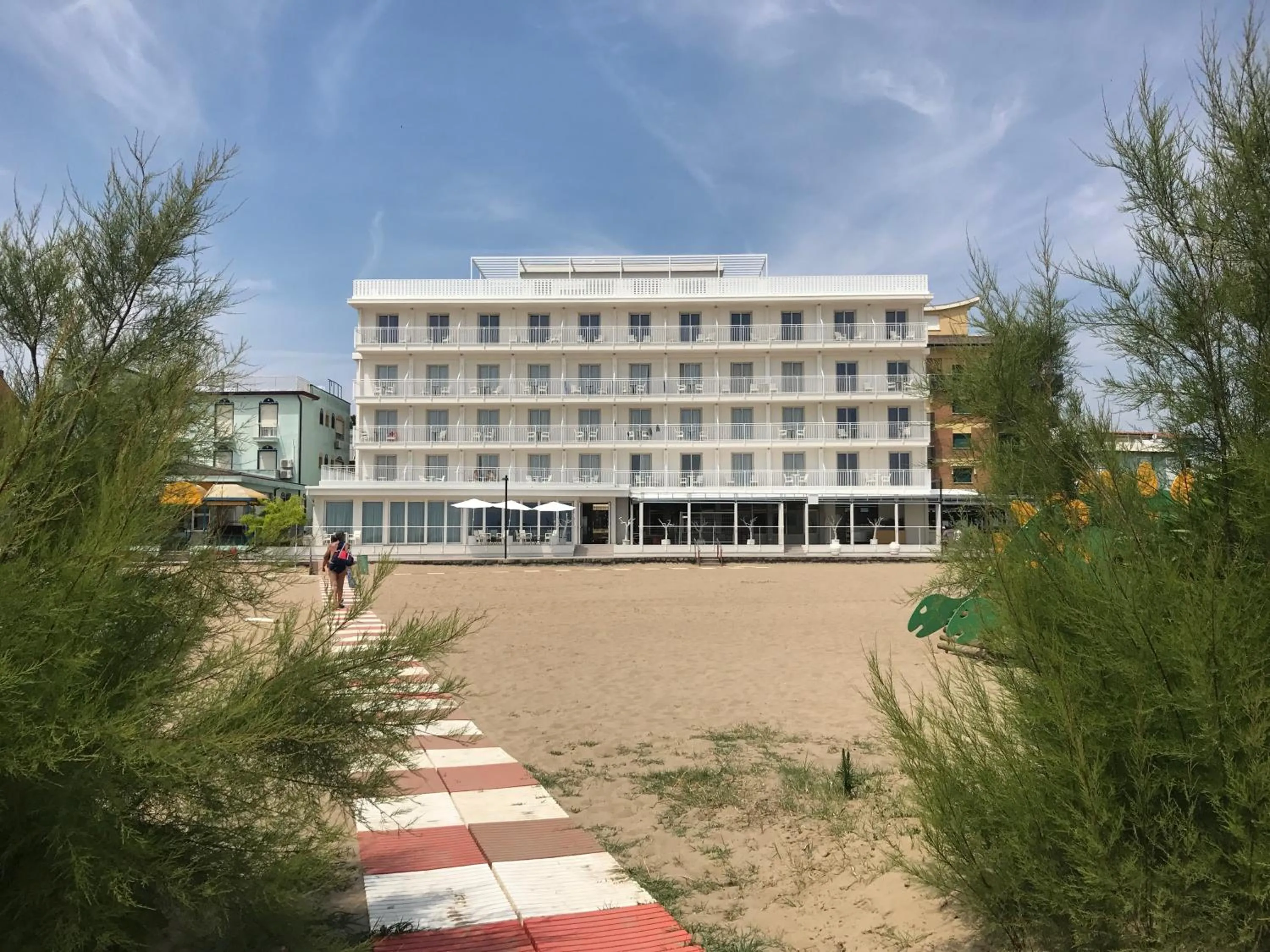 Property building in Stellamare