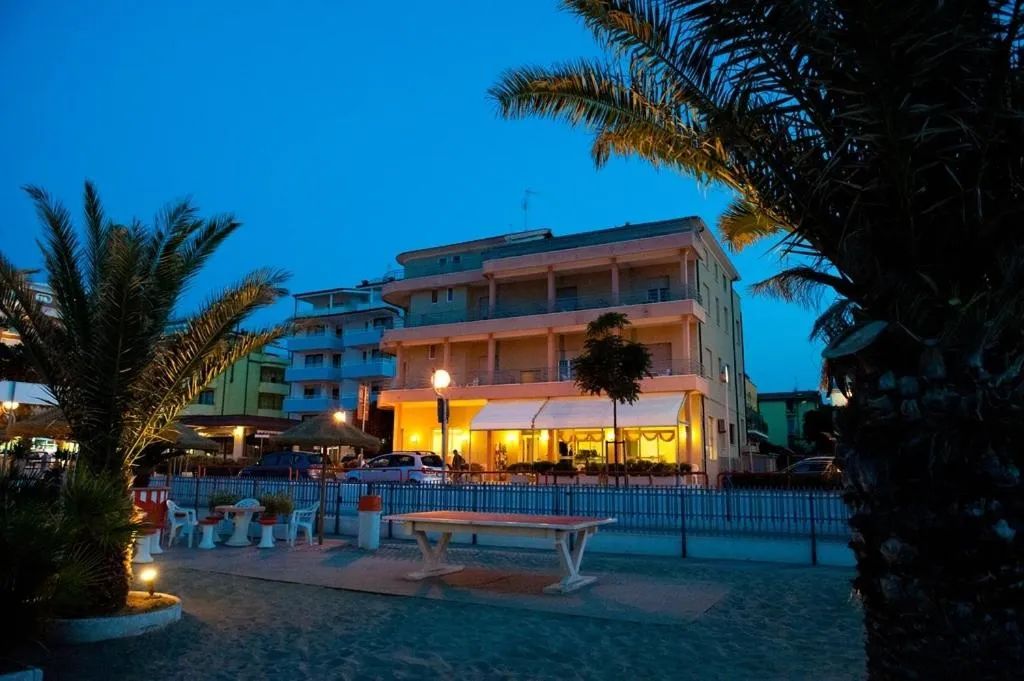 Property building in Albergo Villa Mauri