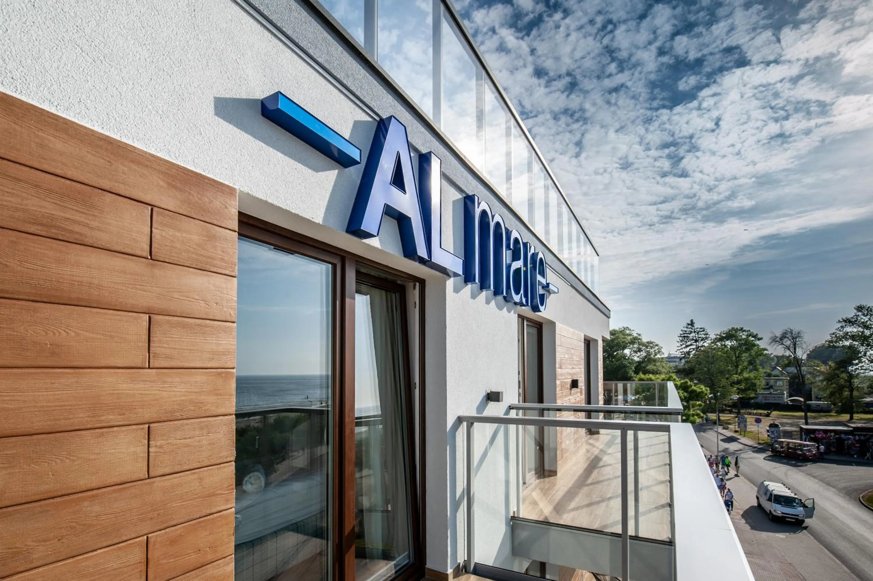 Property building in Al Mare - Apartamenty i pokoje