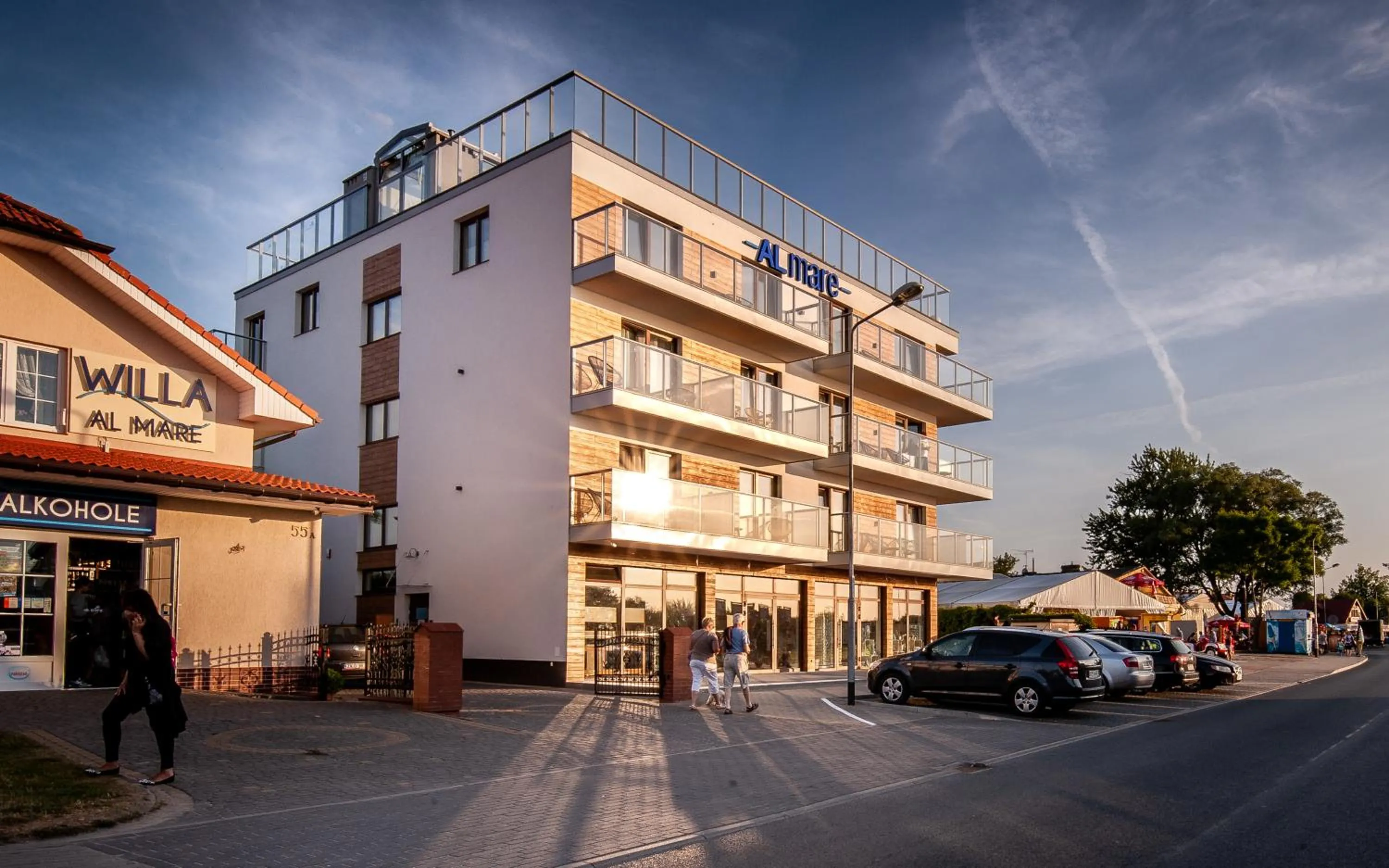 Property building in Al Mare - Apartamenty i pokoje