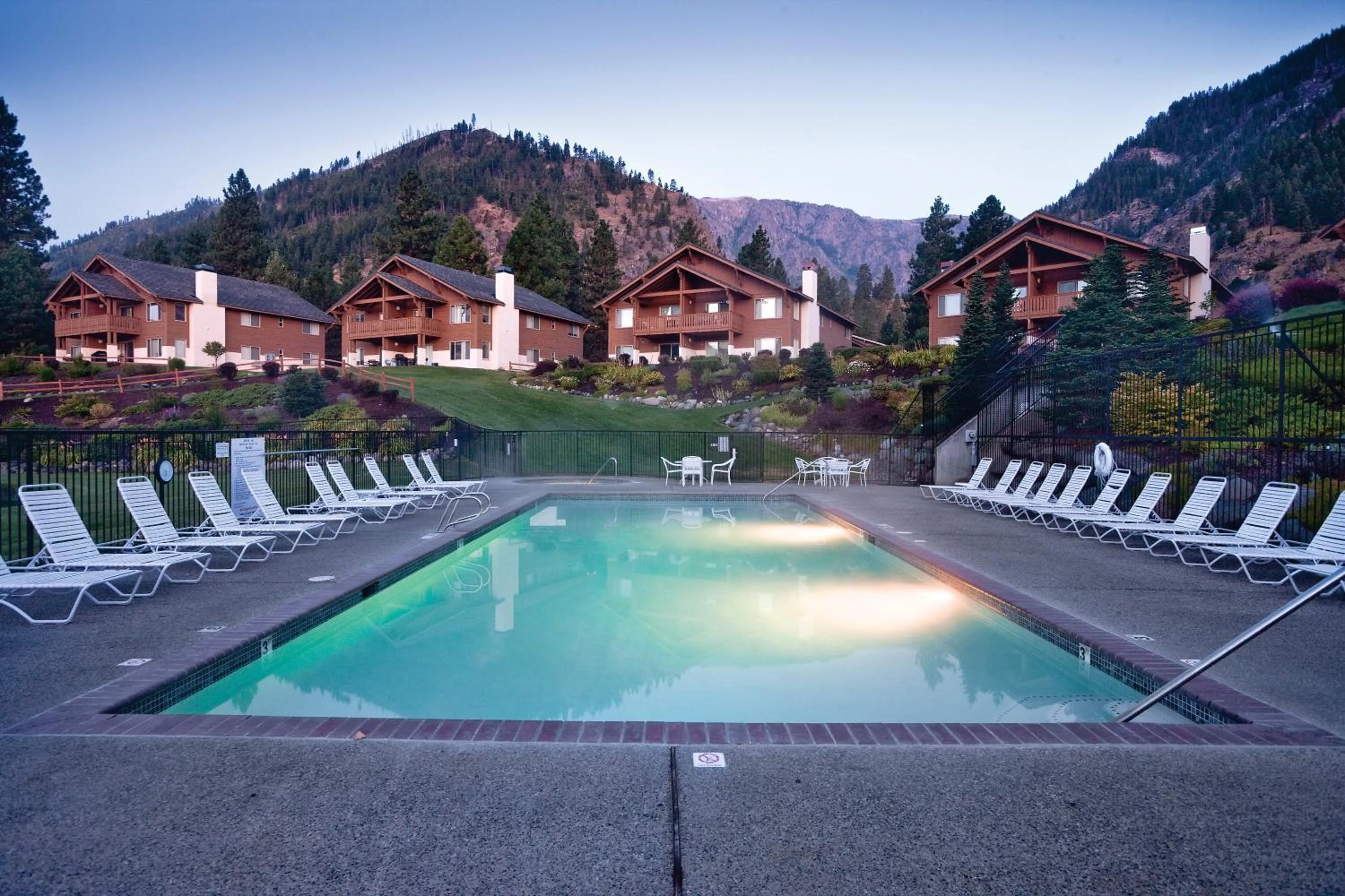 Swimming pool in WorldMark Leavenworth