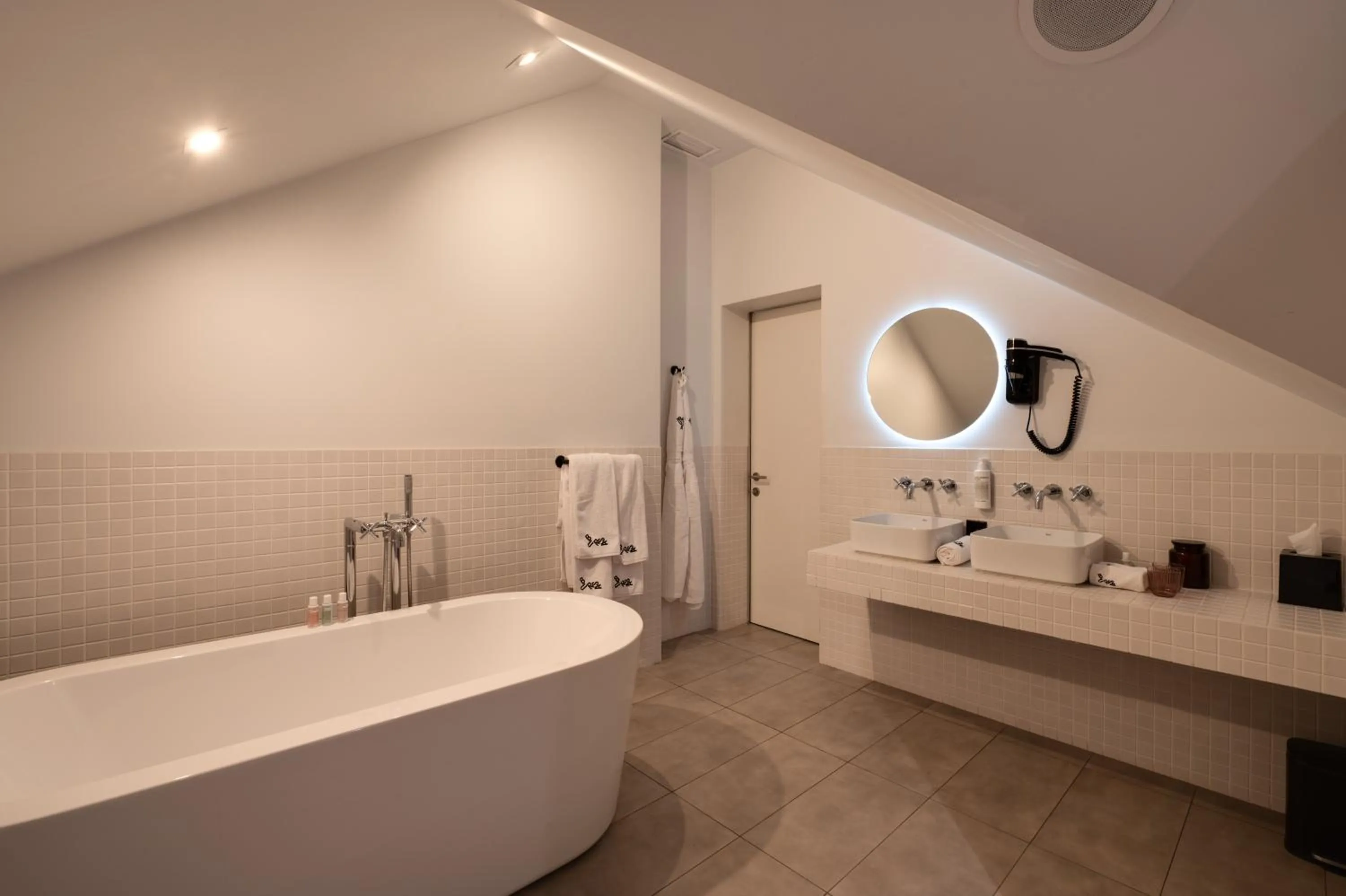 Bath in BURSA Hotel Kyiv