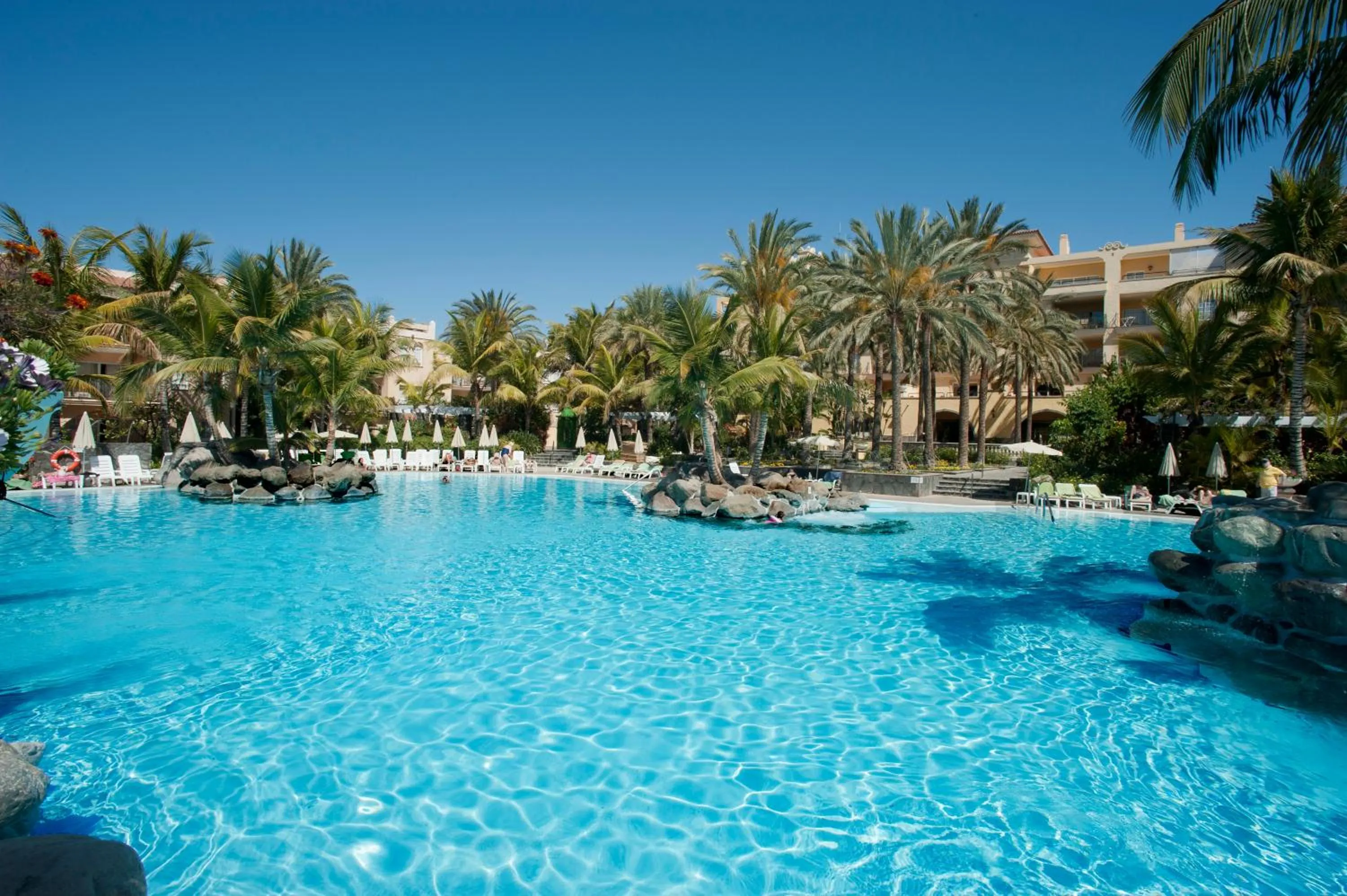 Swimming pool in Palm Oasis Maspalomas