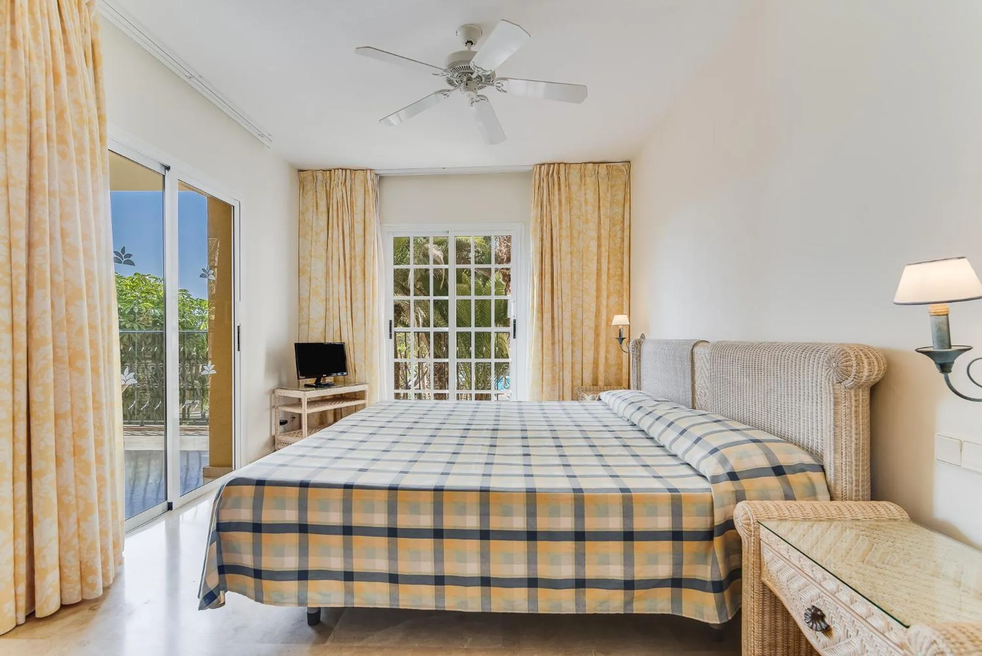 Bedroom, Bed in Palm Oasis Maspalomas