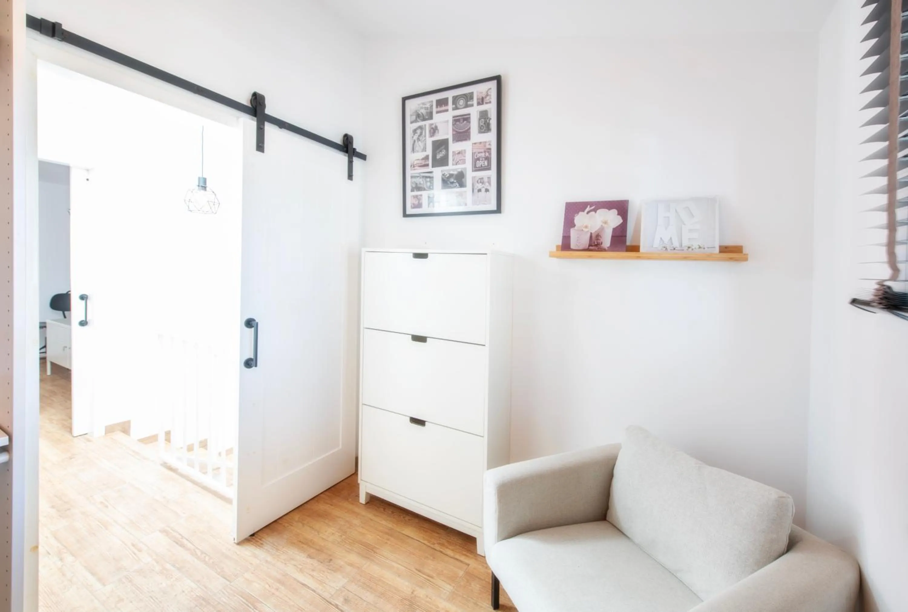 wardrobe in Apartamentos Los Rosales