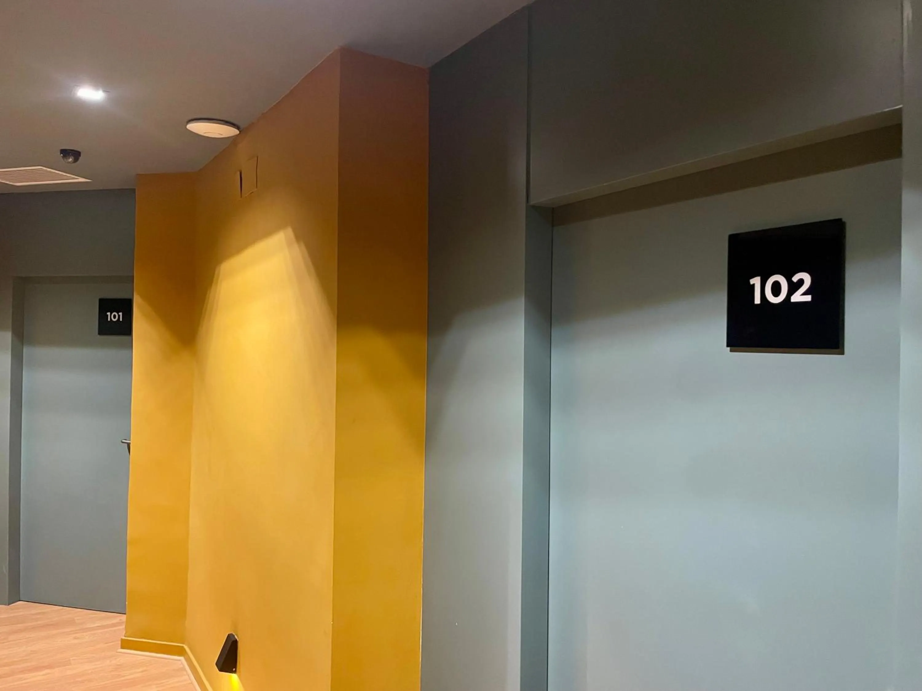 Property building in MD Modern Hotel - Jardines