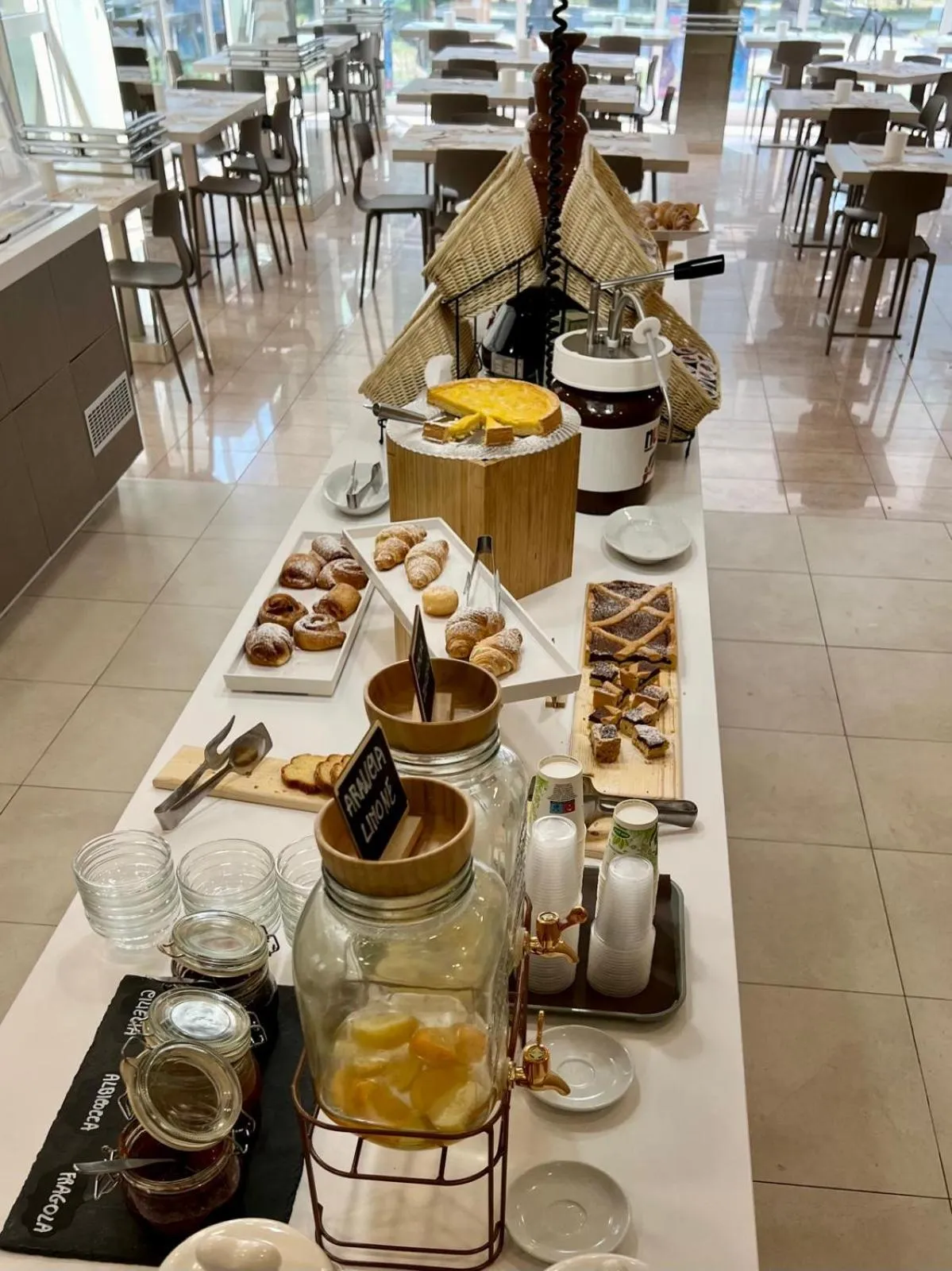 Buffet breakfast in Hotel Vernel