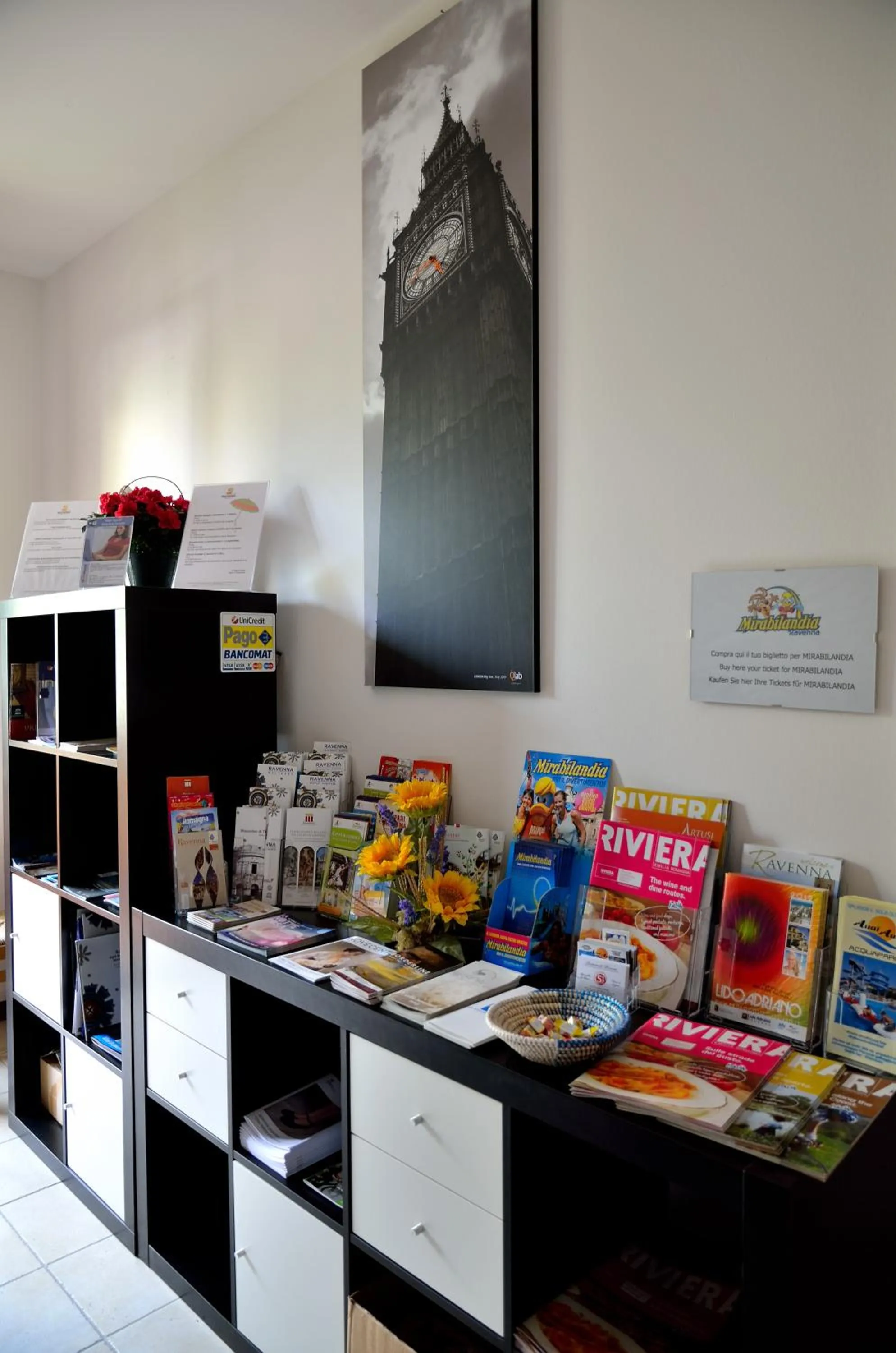 Lobby or reception in Aurora Residence
