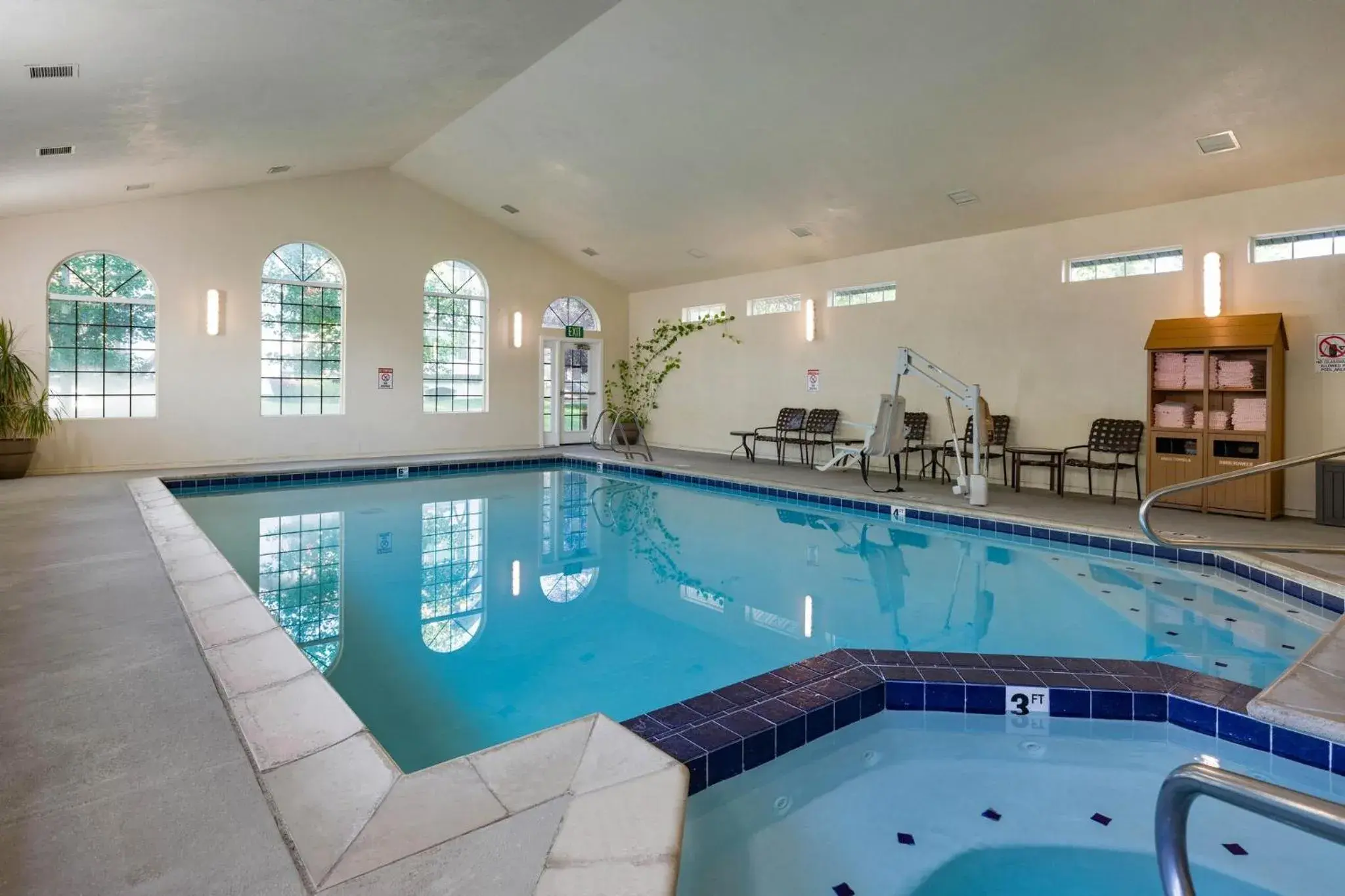 Swimming pool in WorldMark Midway Swimming pool in WorldMark Midway