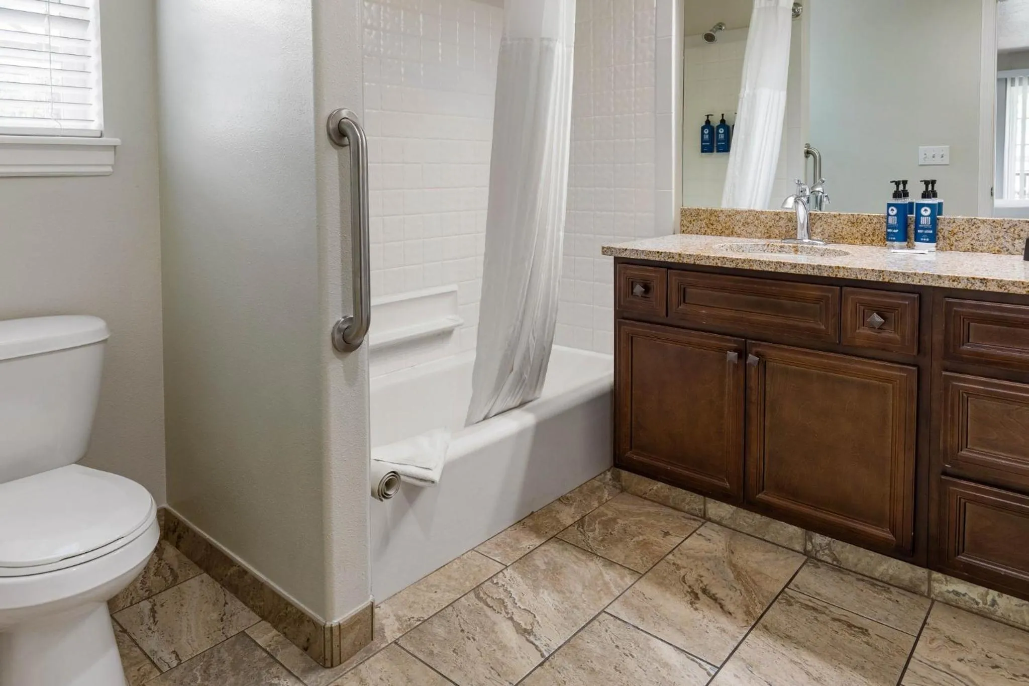 Bathroom in WorldMark Midway
