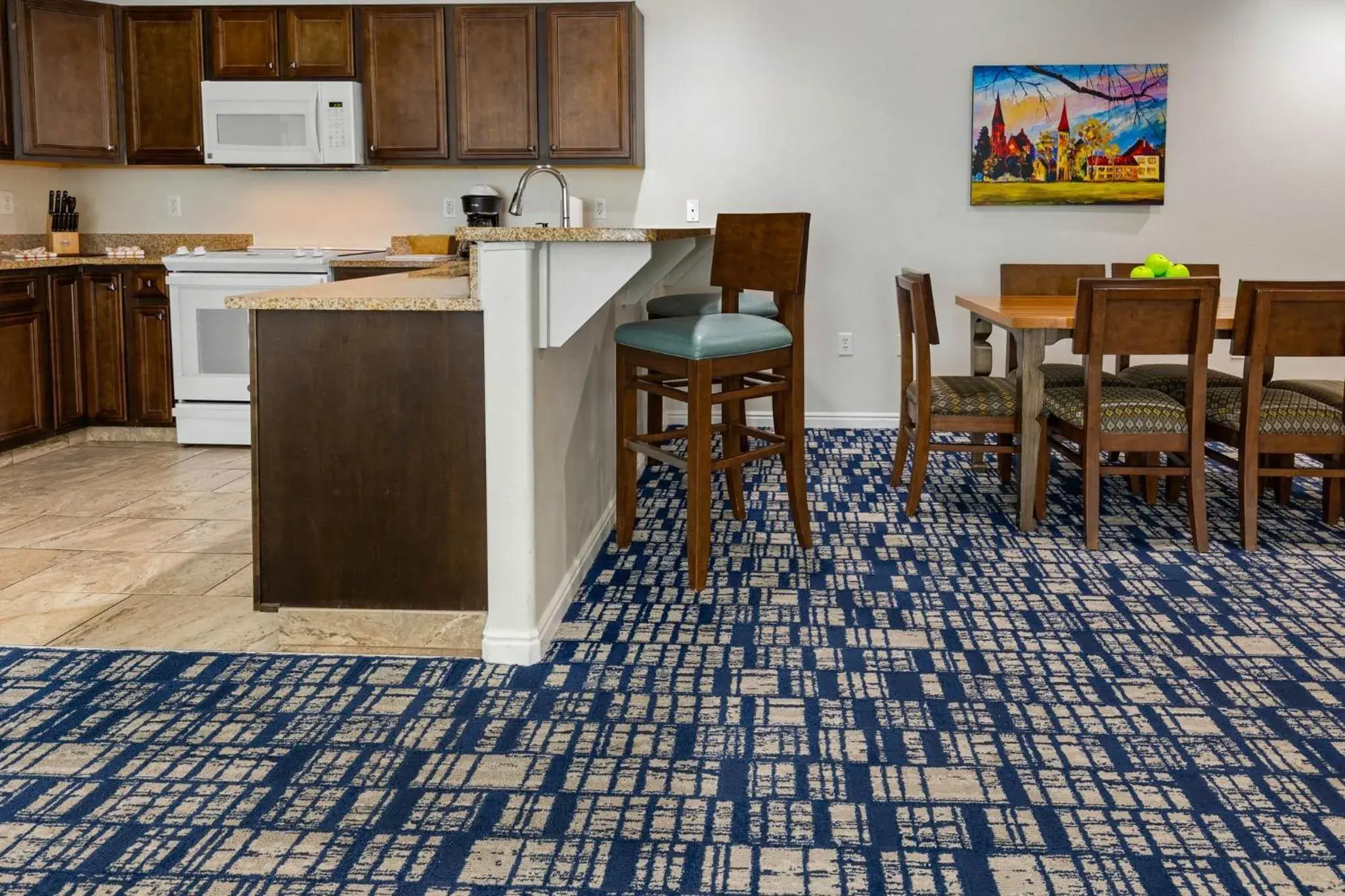 Restaurant/places to eat in WorldMark Midway Restaurant/places to eat in WorldMark Midway