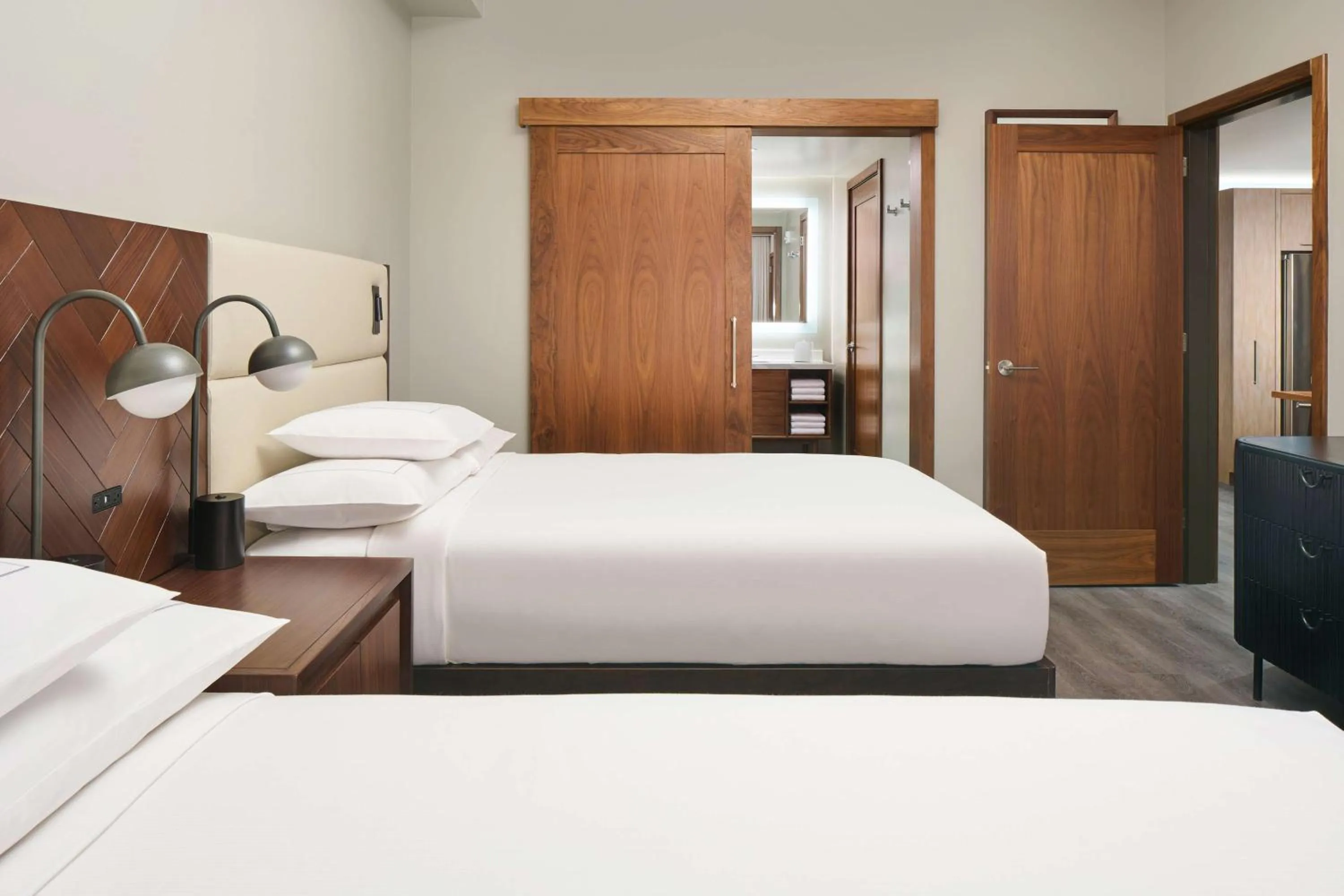 Bed in Hilton Grand Vacations Club Maui Bay Villas