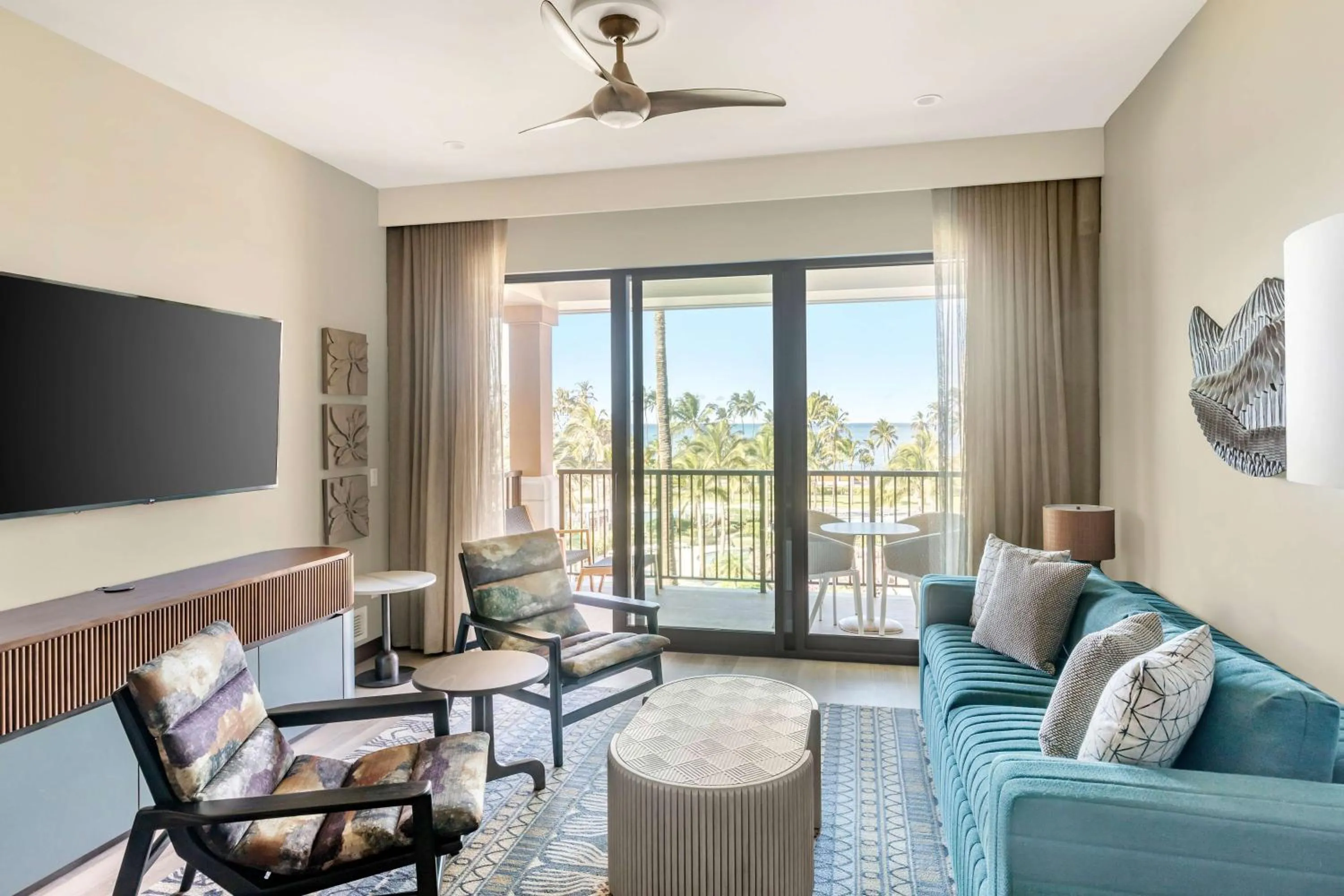 TV and multimedia in Hilton Grand Vacations Club Maui Bay Villas