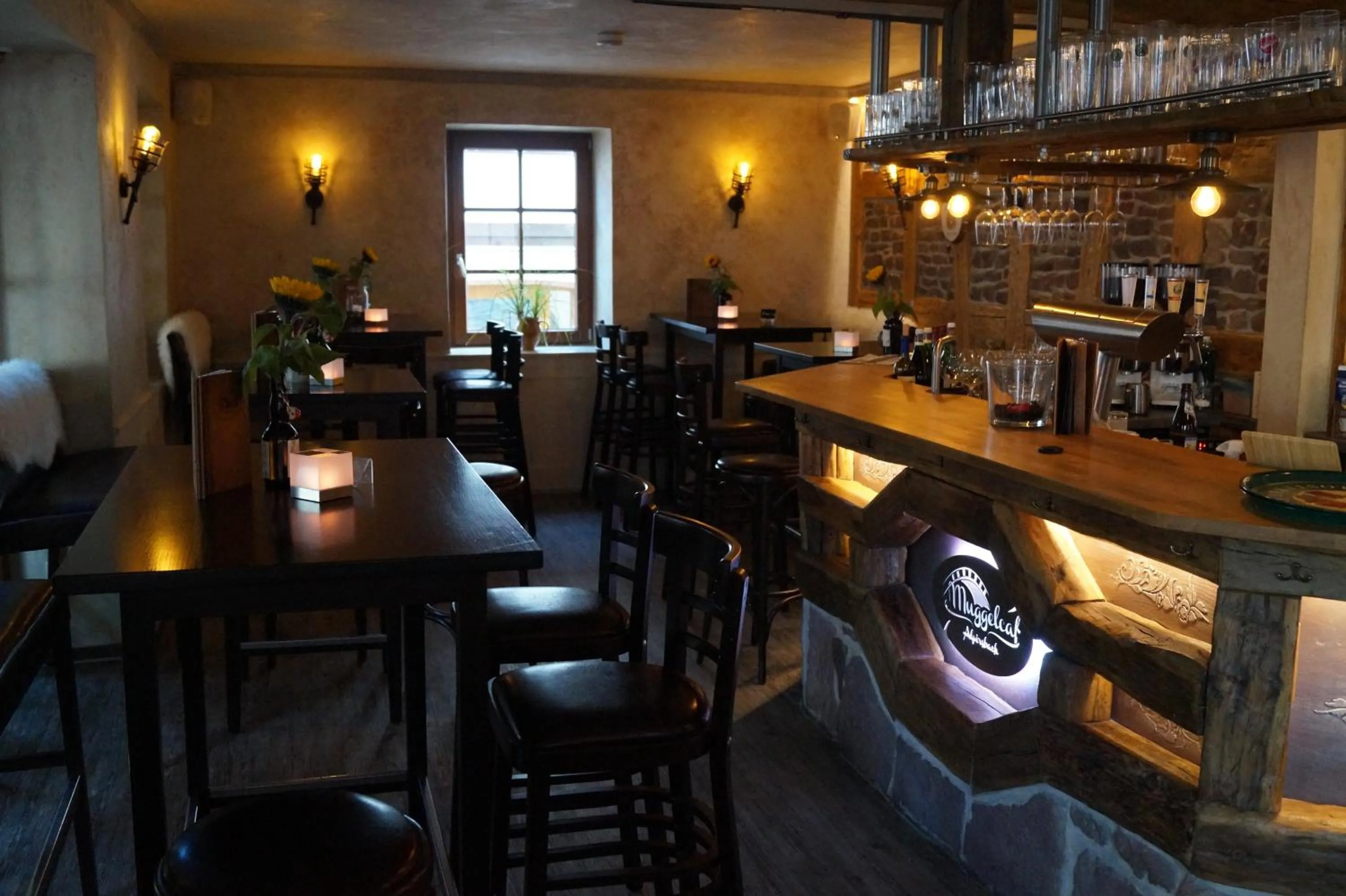 Restaurant/places to eat in Muggel Apartments