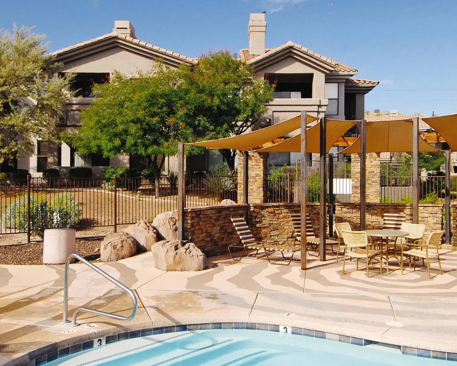Property building in WorldMark Phoenix - South Mountain Preserve Property building in WorldMark Phoenix - South Mountain Preserve