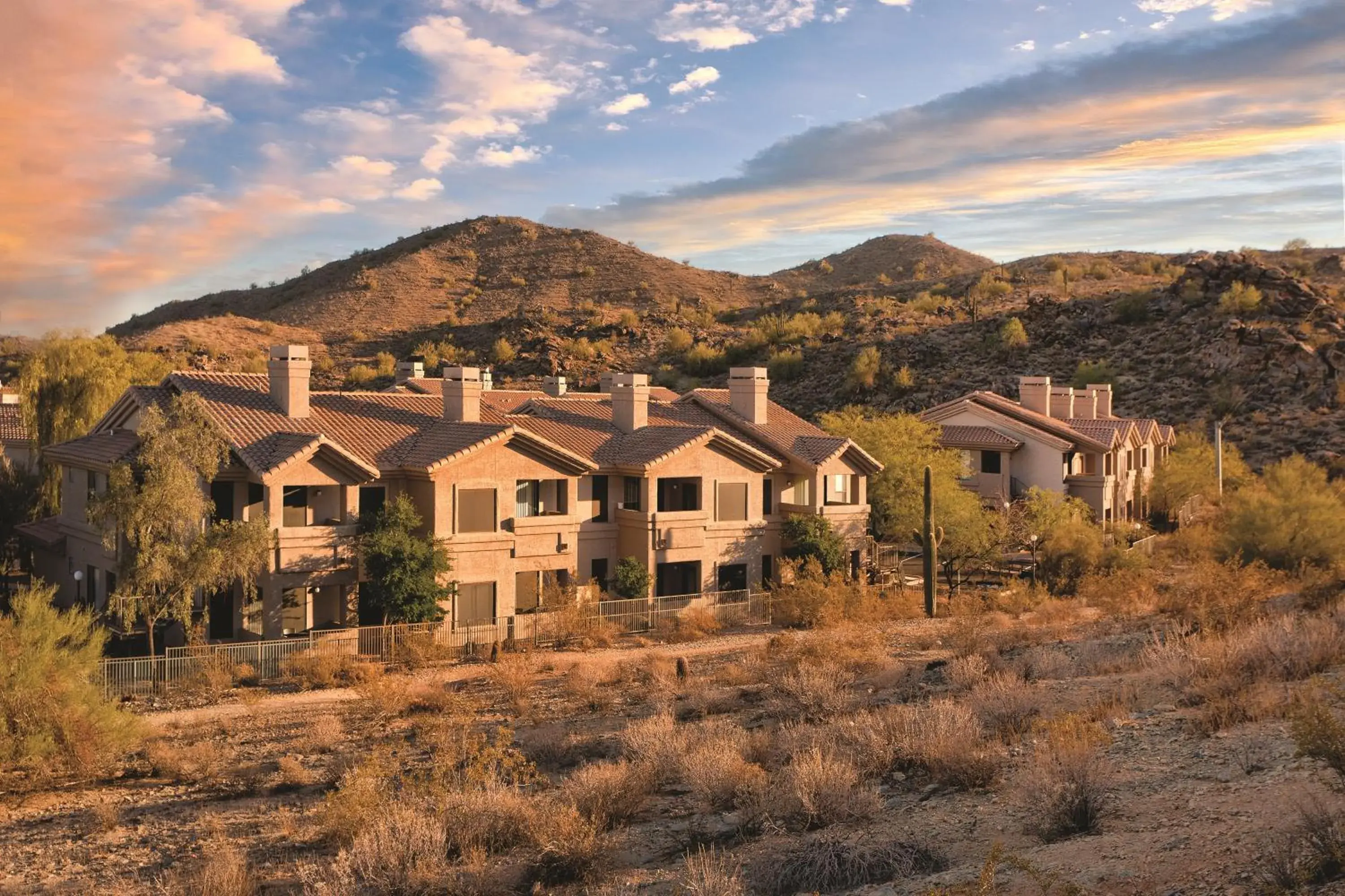 Property building in WorldMark Phoenix - South Mountain Preserve Property building in WorldMark Phoenix - South Mountain Preserve