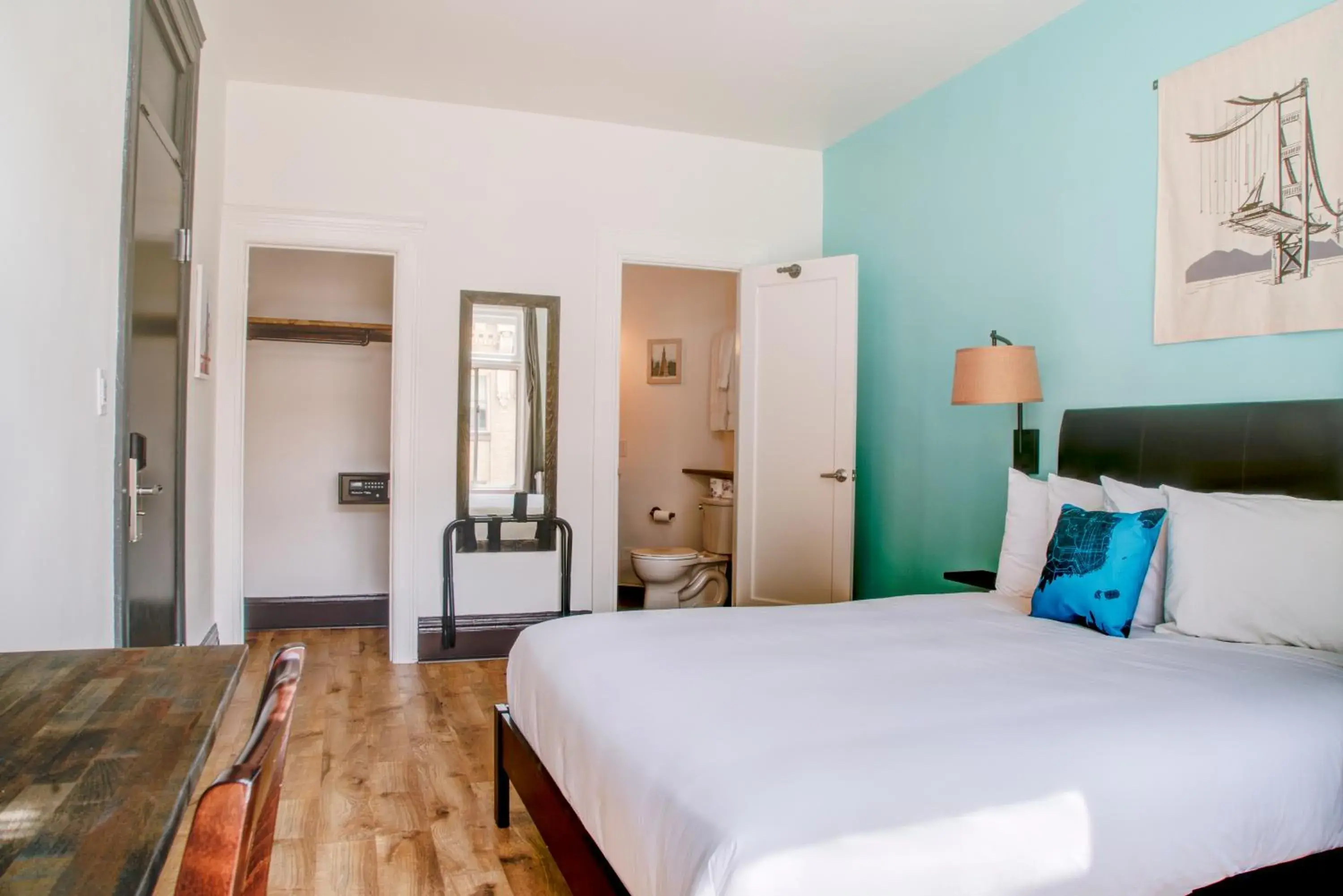 Bedroom, Bed in The Bartlett Hotel and Guesthouse Bedroom, Bed in The Bartlett Hotel and Guesthouse