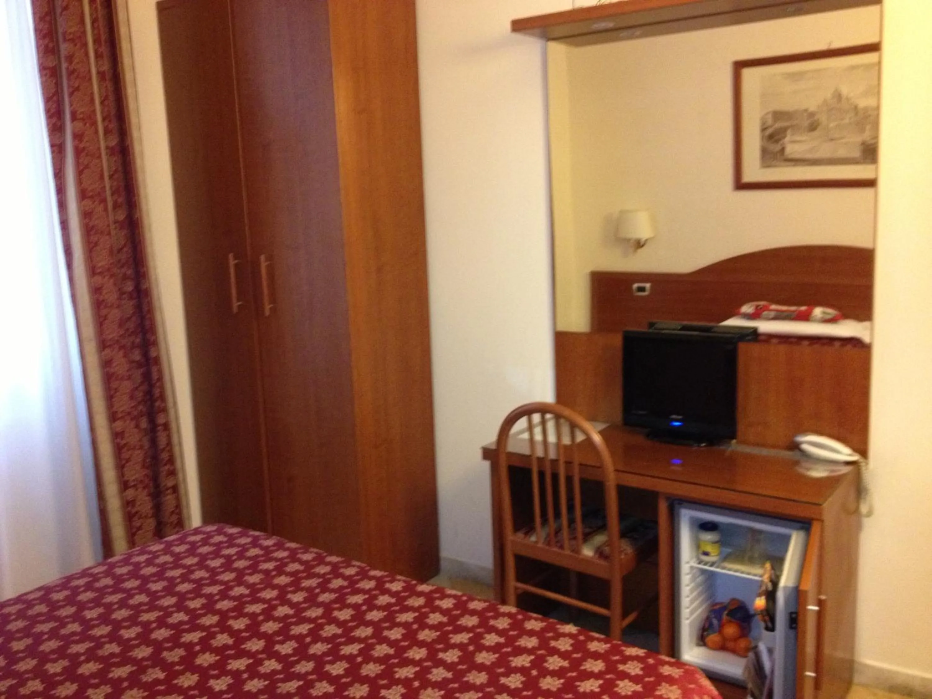 Bedroom, Bed in Hotel Chicago