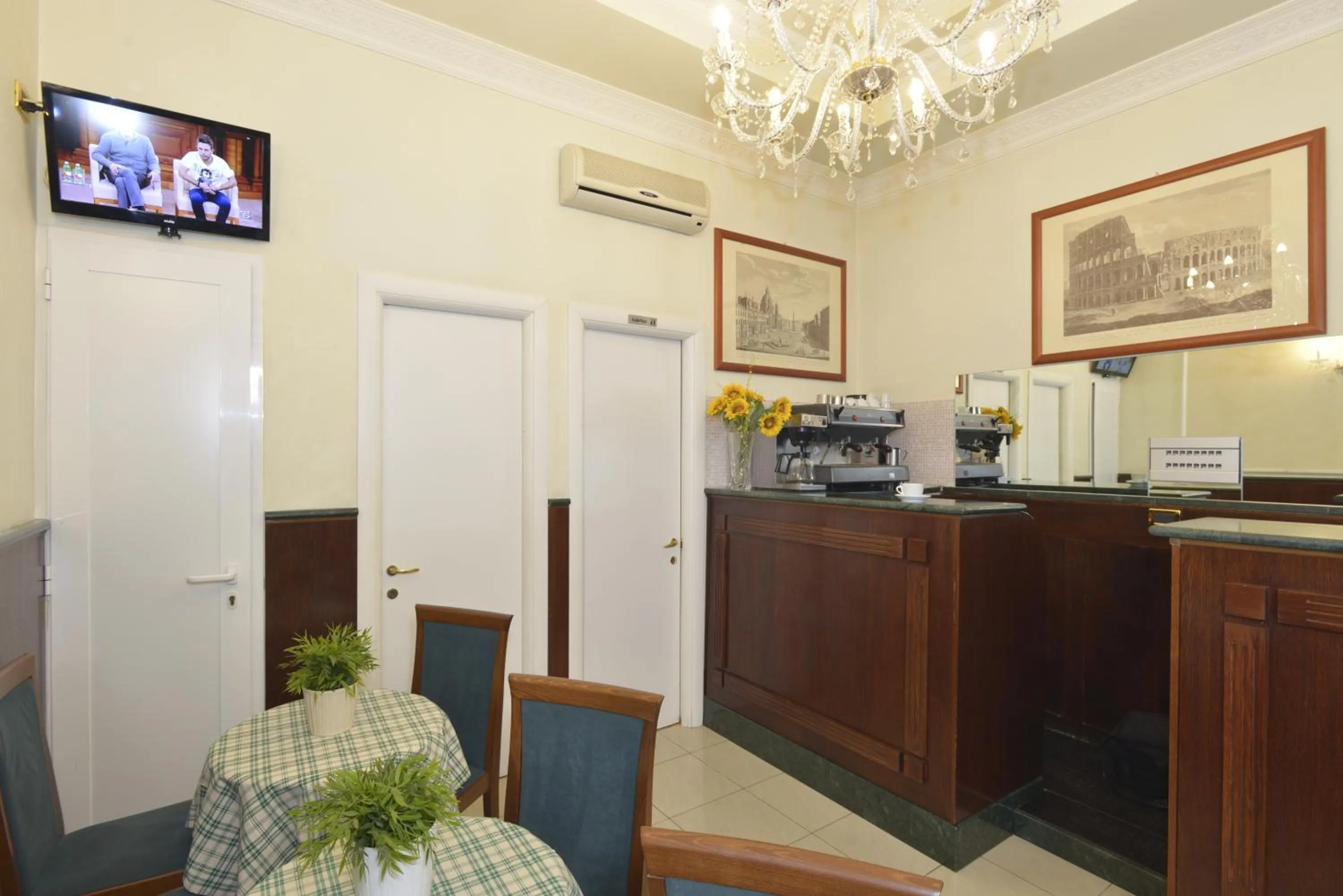 Lobby or reception in Hotel Chicago