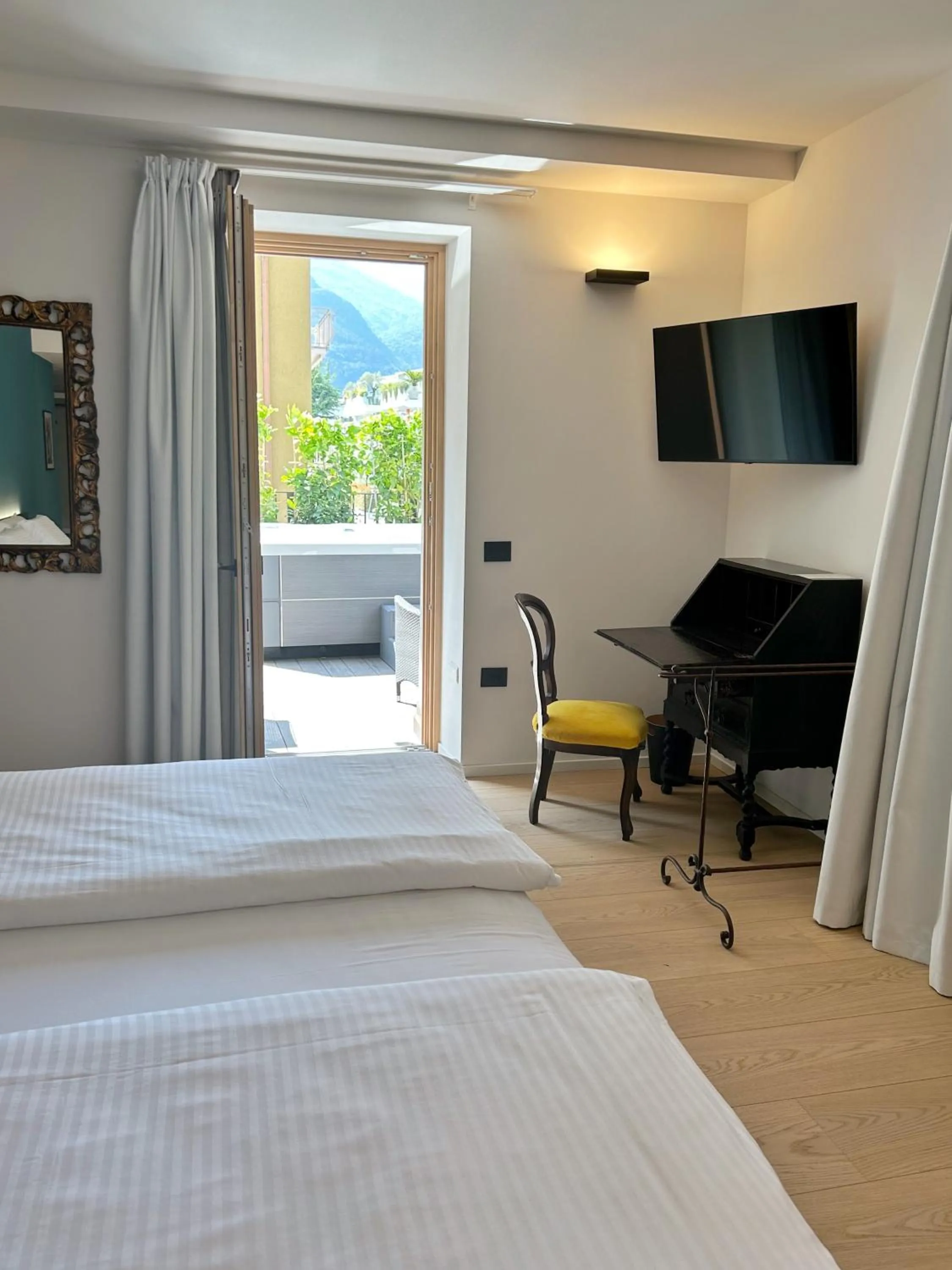 TV and multimedia, Bed in Locanda Restel De Fer