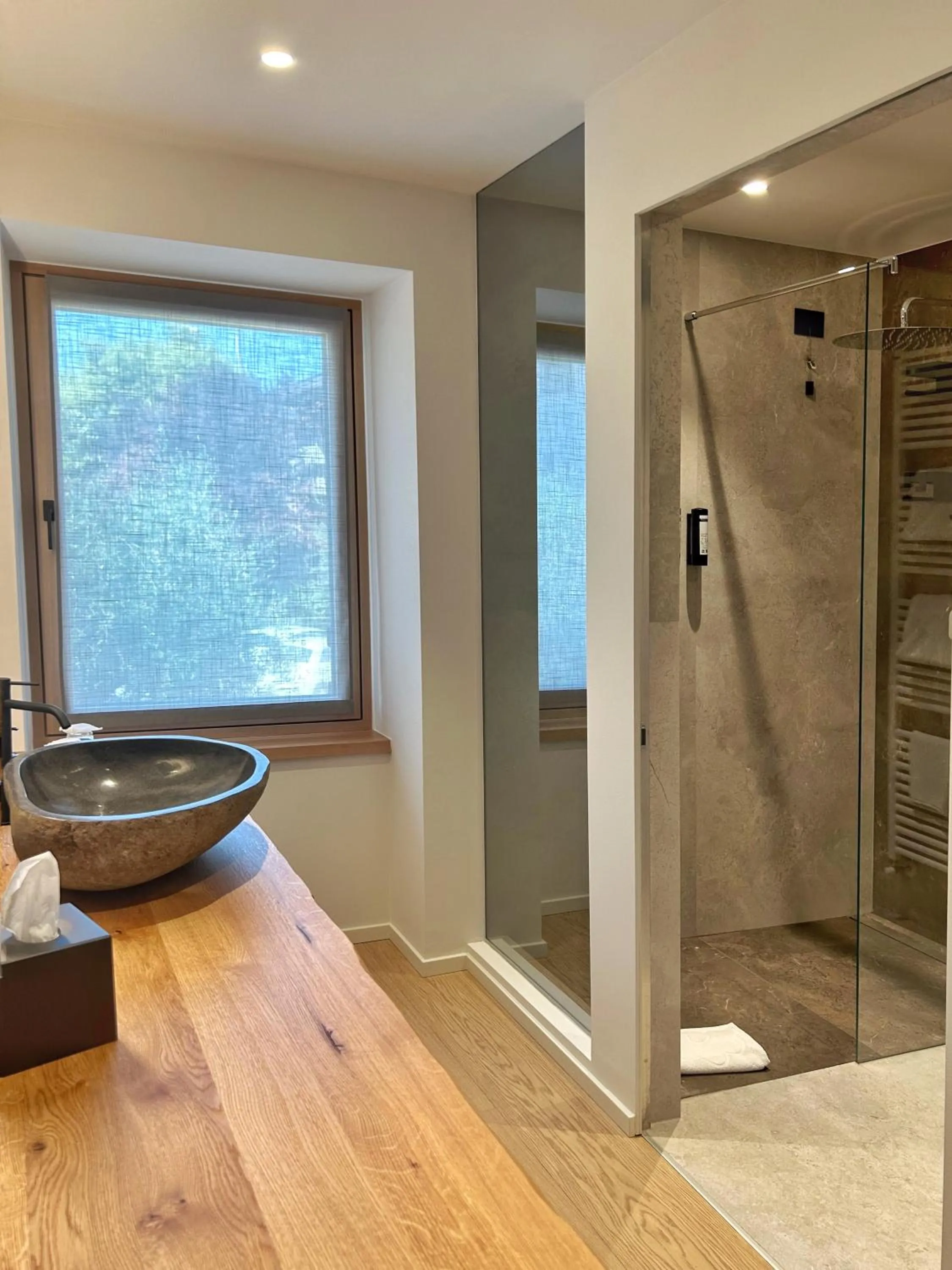 Shower in Locanda Restel De Fer