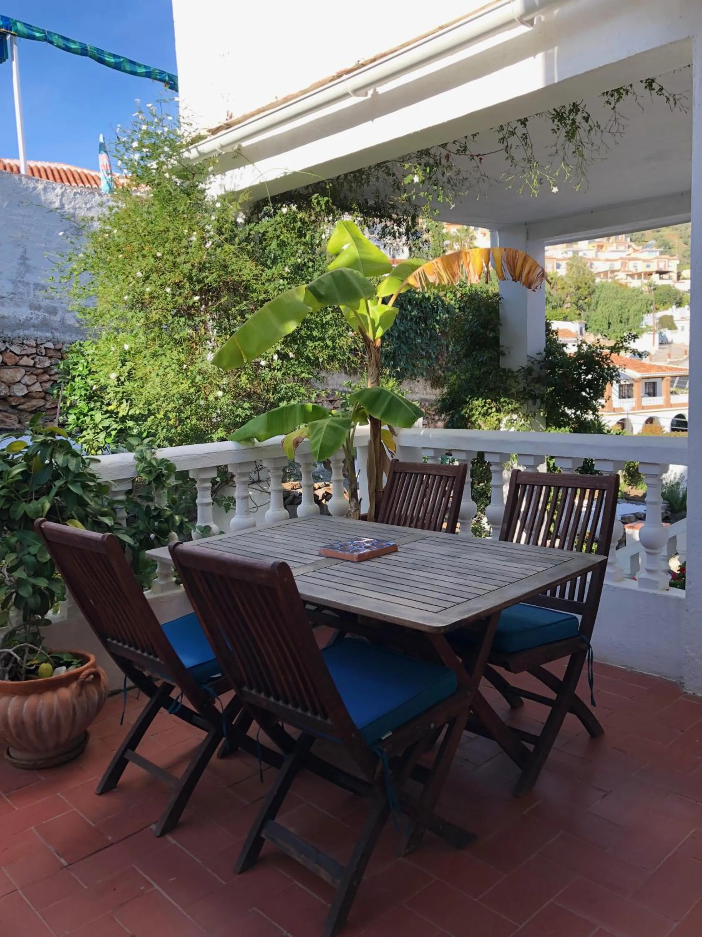 Balcony/Terrace in Hostal Avalon
