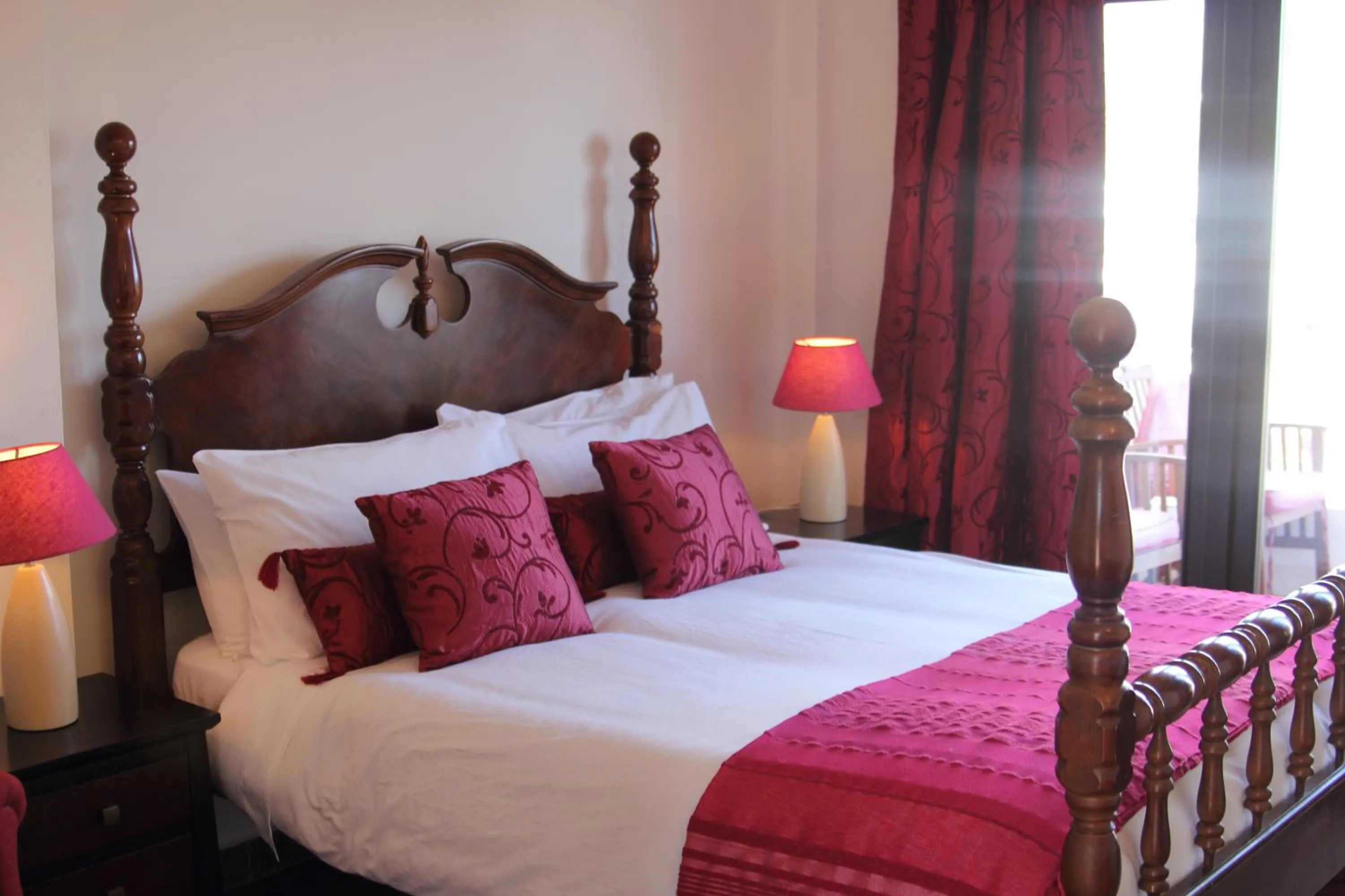 Bed in Hostal Avalon