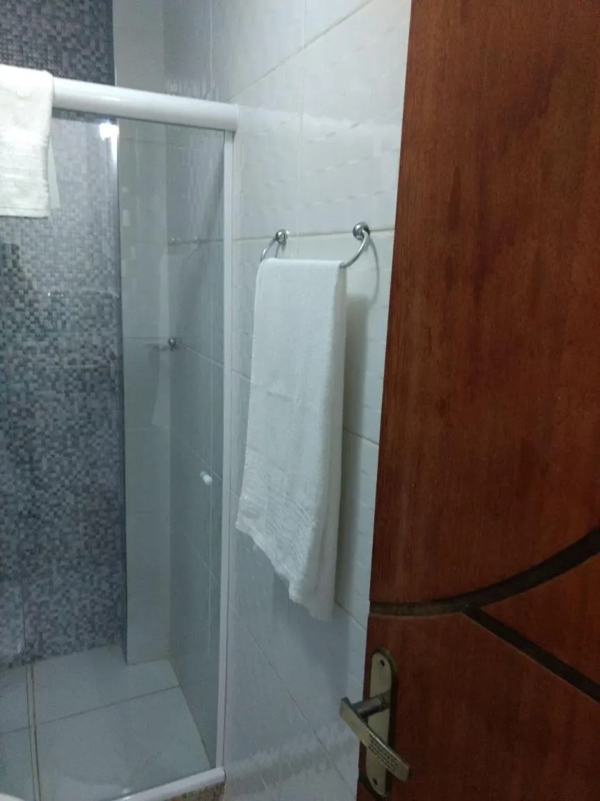 Shower in Suites PRISCO BEACH