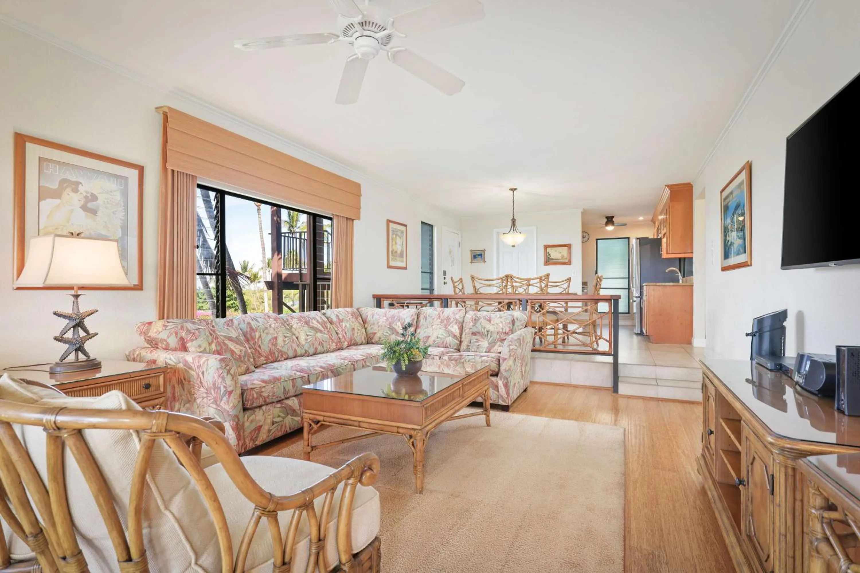 TV and multimedia in Aston Maui Hill