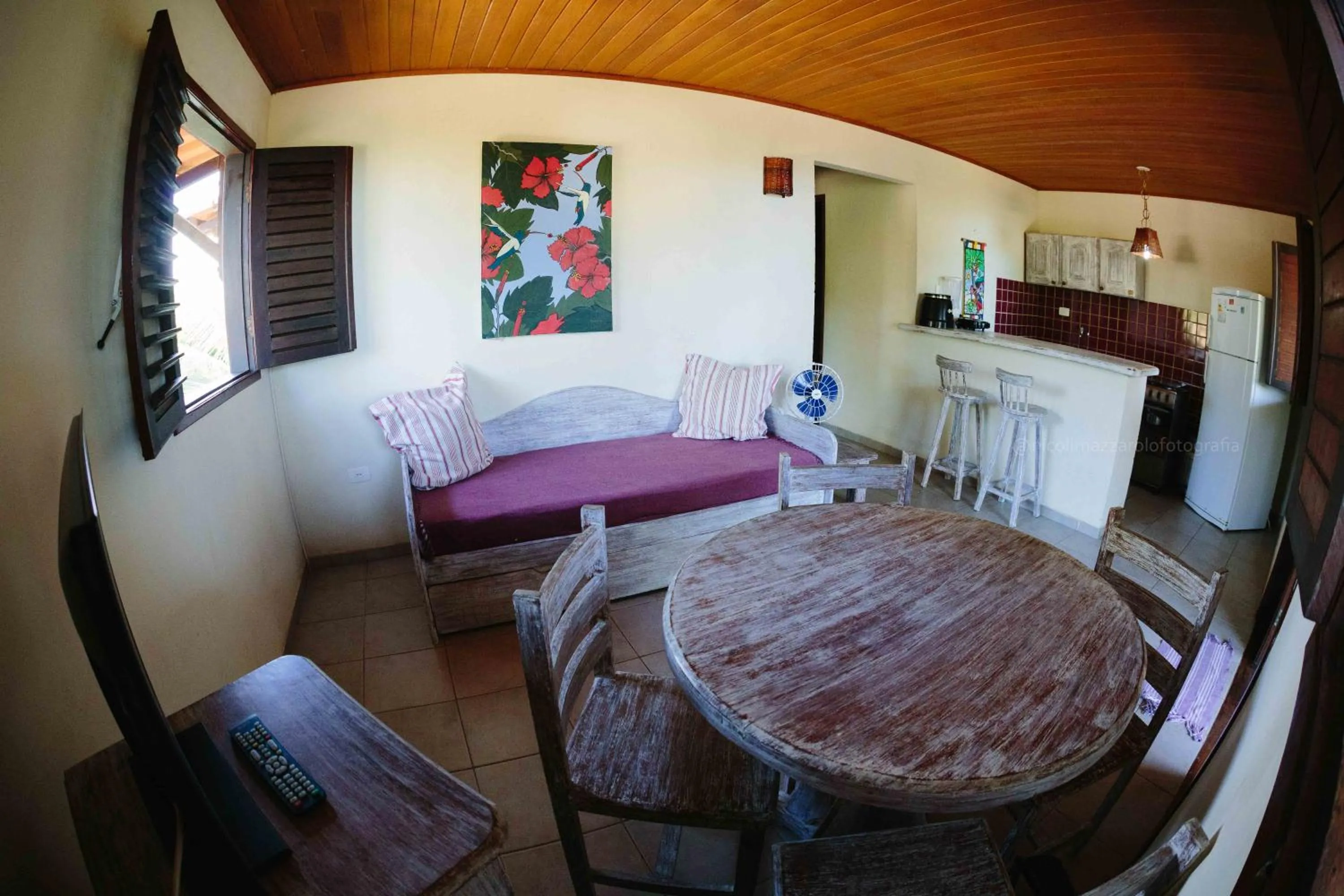 Kitchen or kitchenette in Pousada Hibiscus