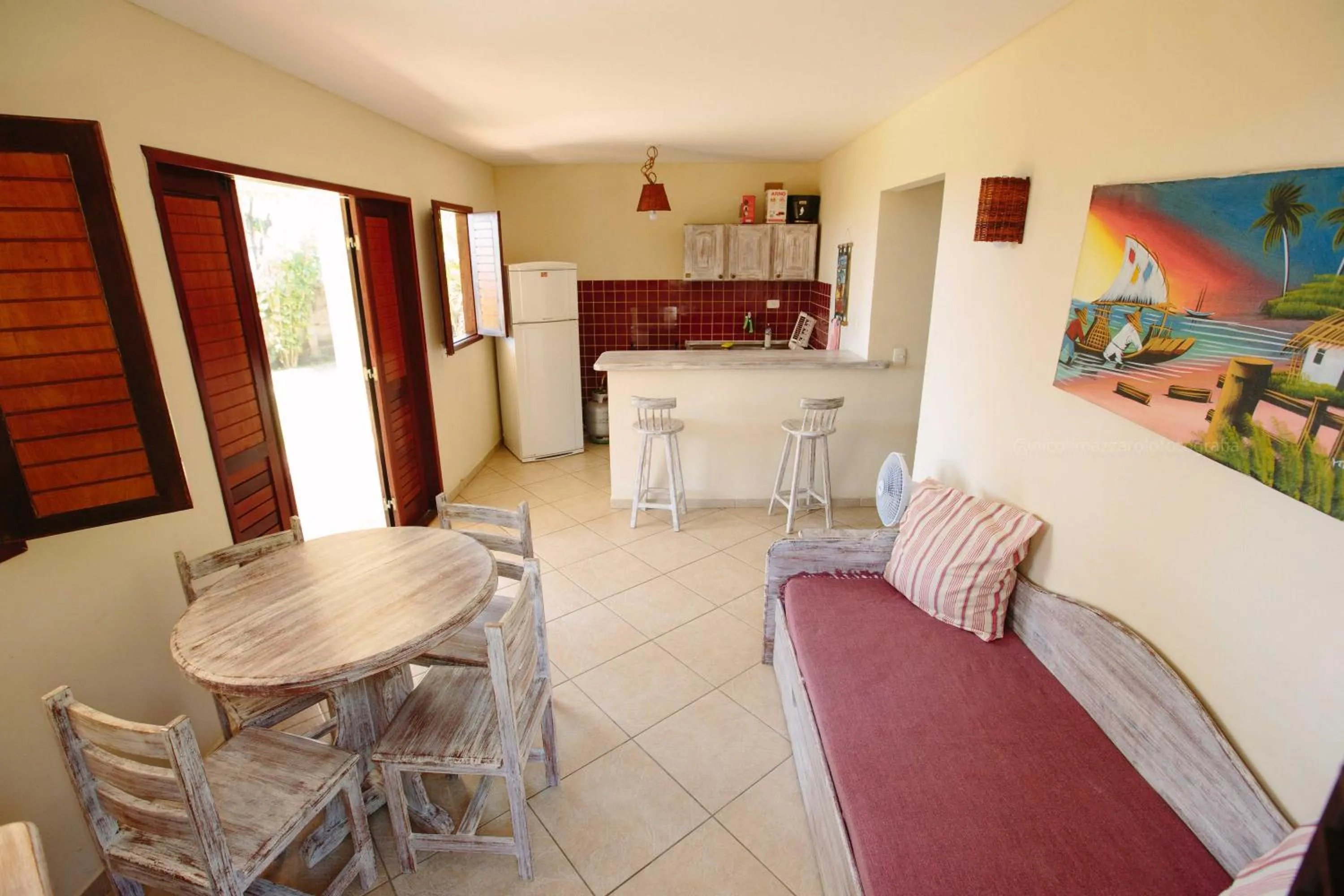 Kitchen or kitchenette in Pousada Hibiscus