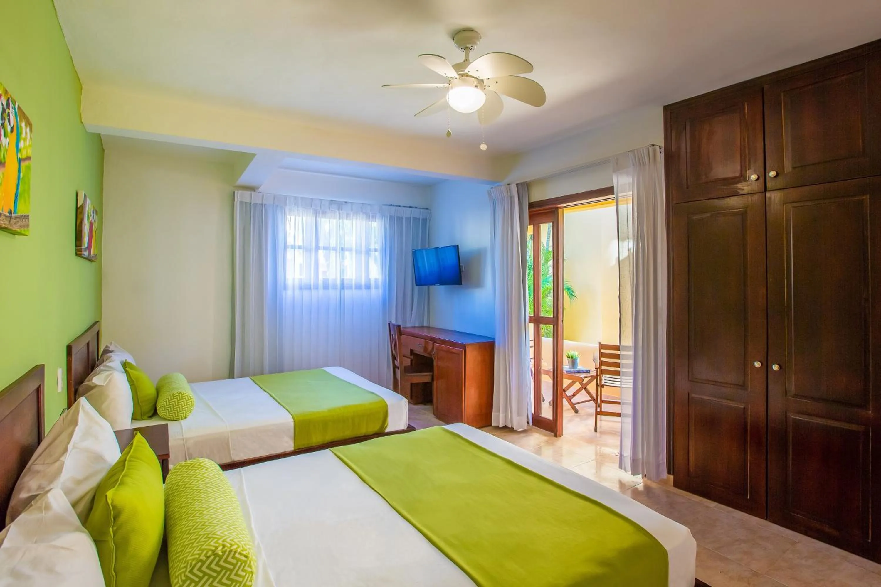 TV and multimedia, Bed in Hotel whala!bávaro - All Inclusive