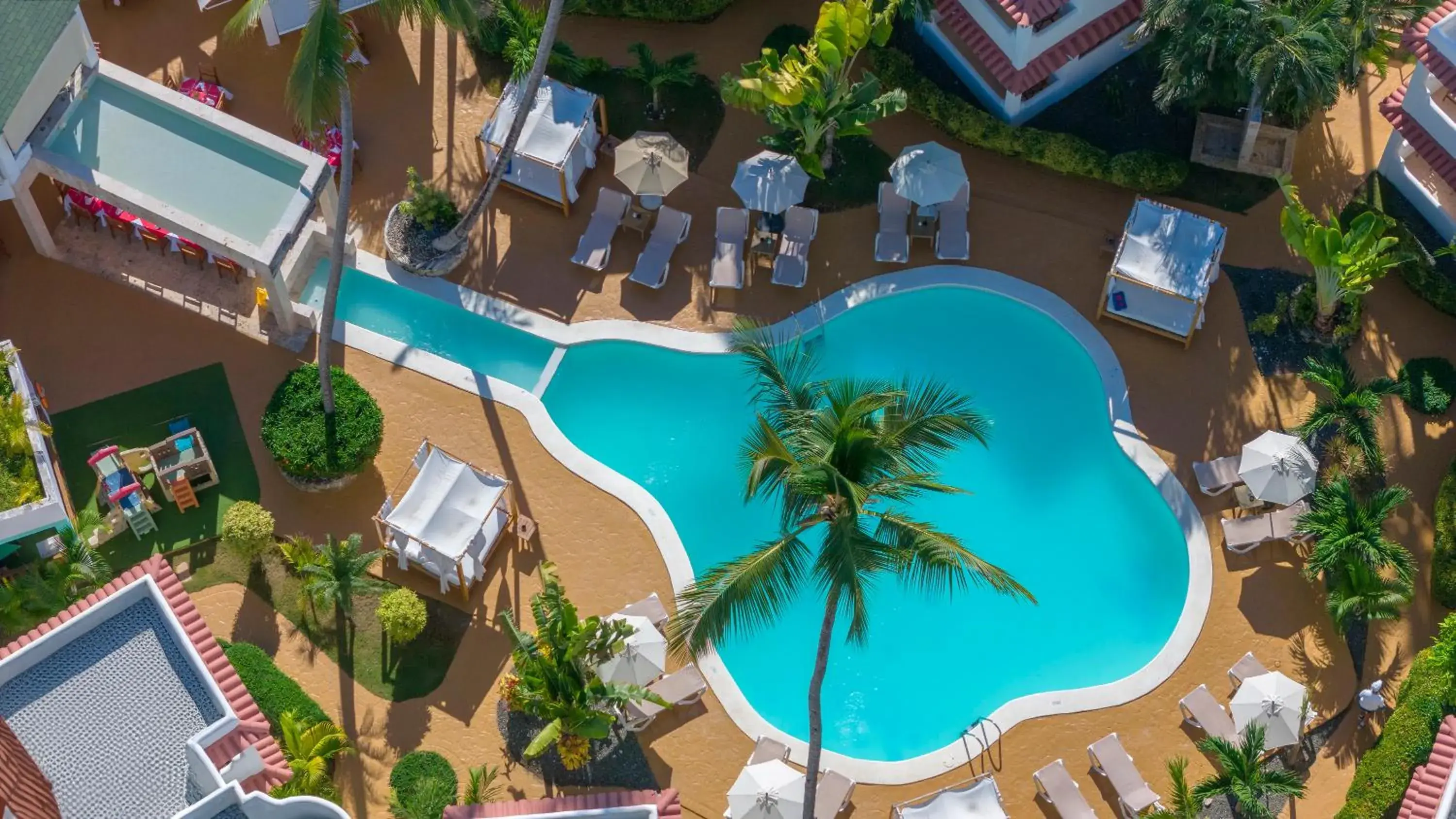 Swimming pool in Hotel whala!bávaro - All Inclusive Swimming pool in Hotel whala!bávaro - All Inclusive
