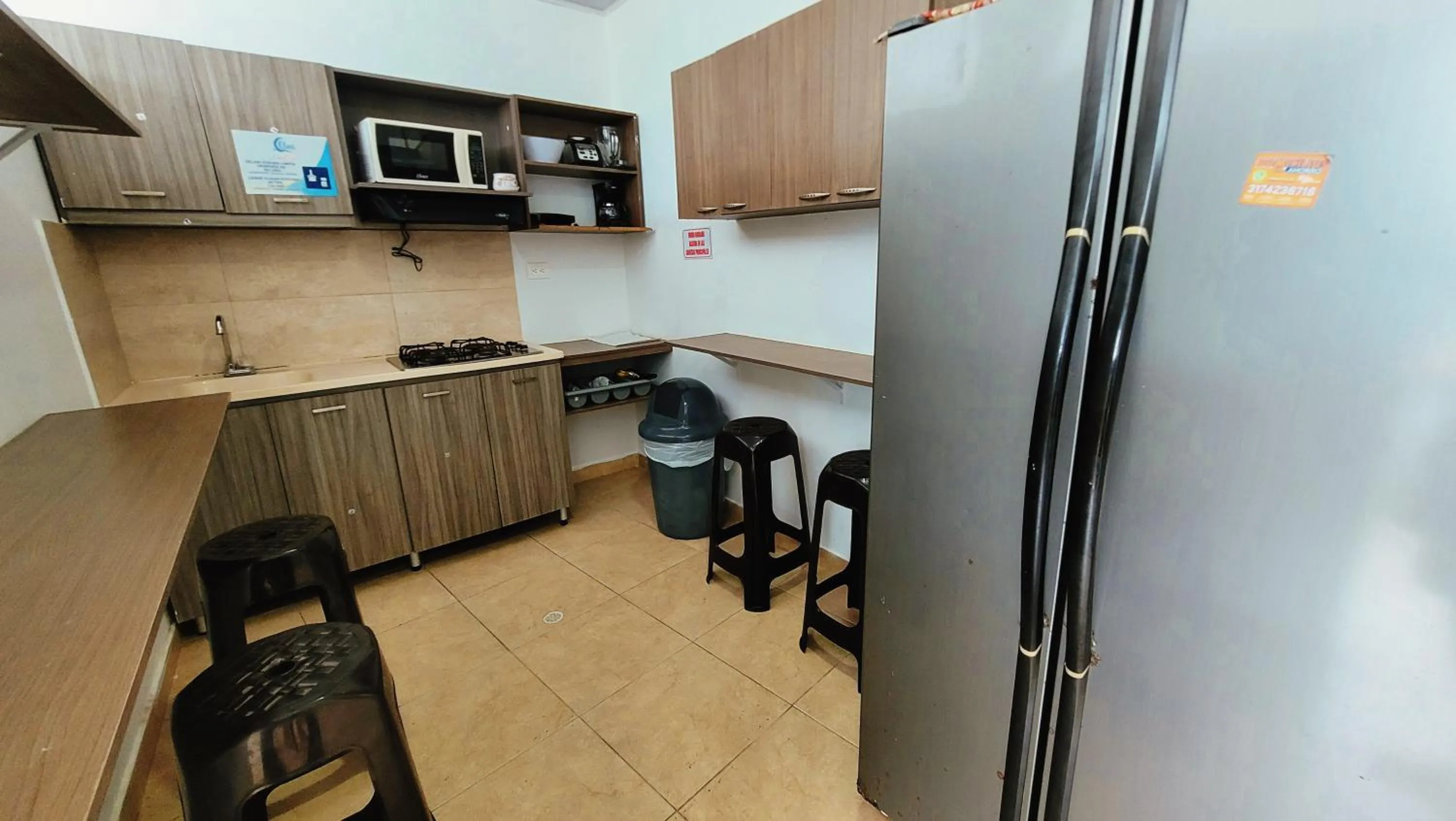 Communal kitchen in Hotel Olas