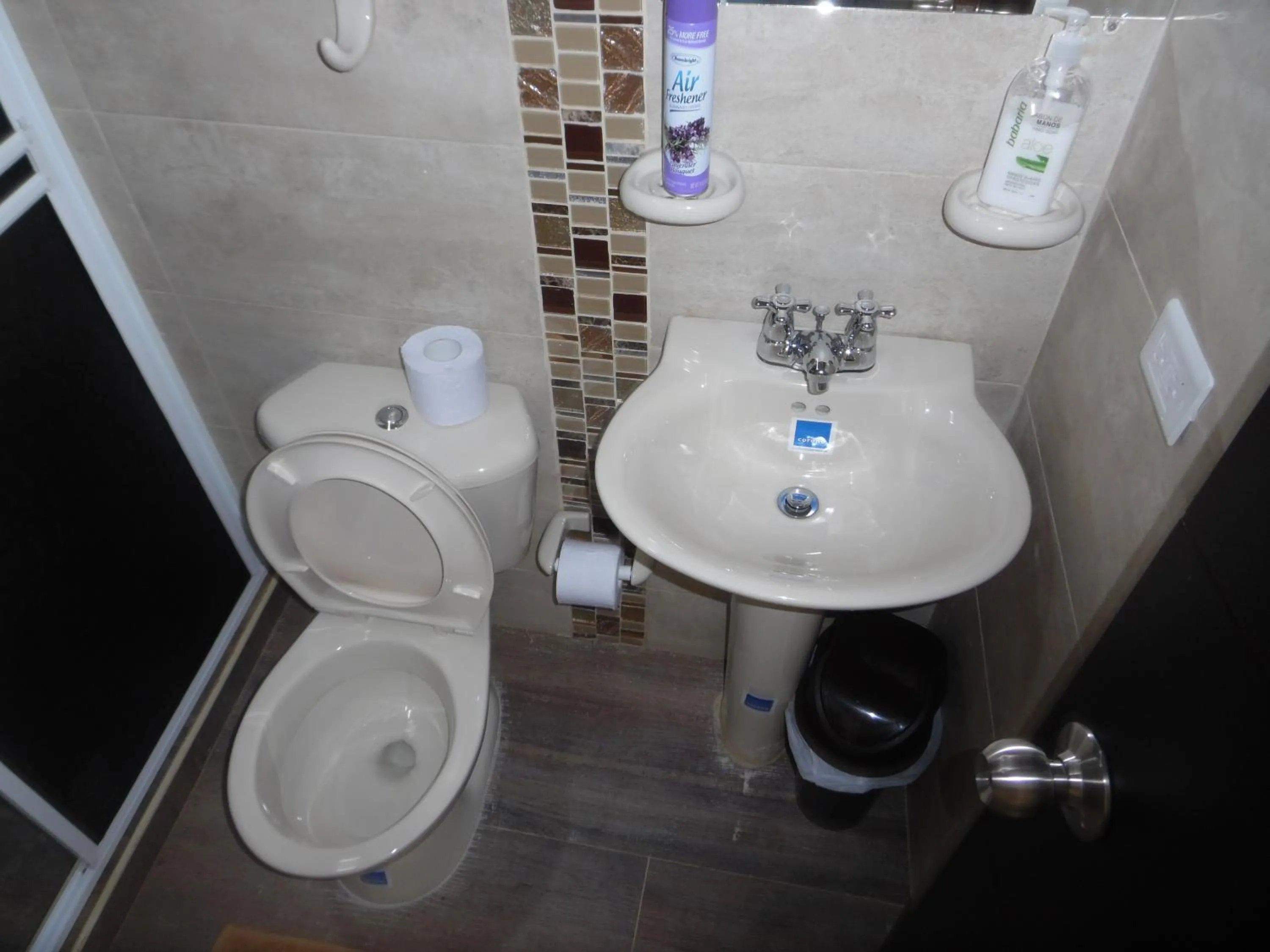 Bathroom in Hotel Olas