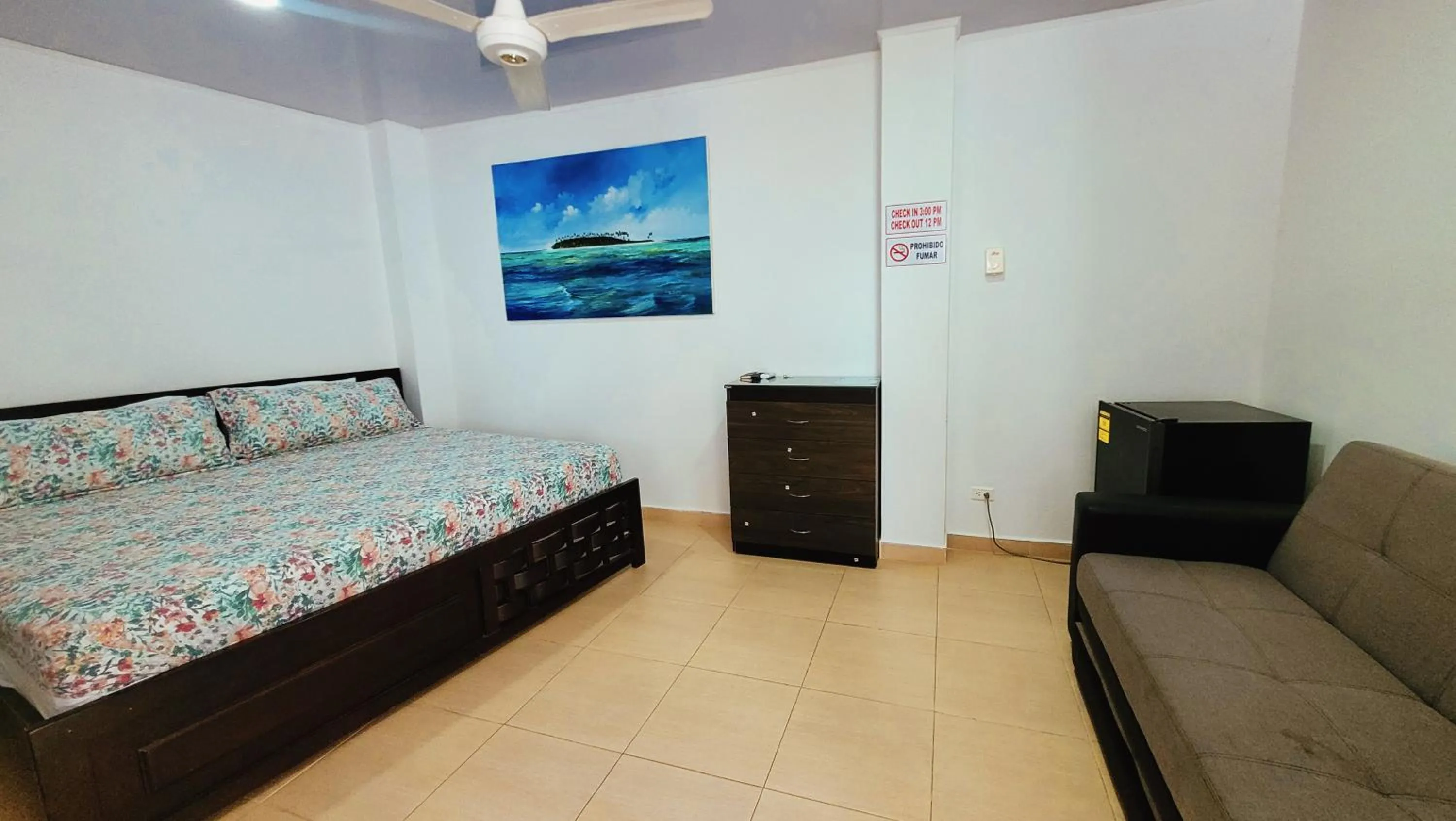 air conditioner, Bed in Hotel Olas