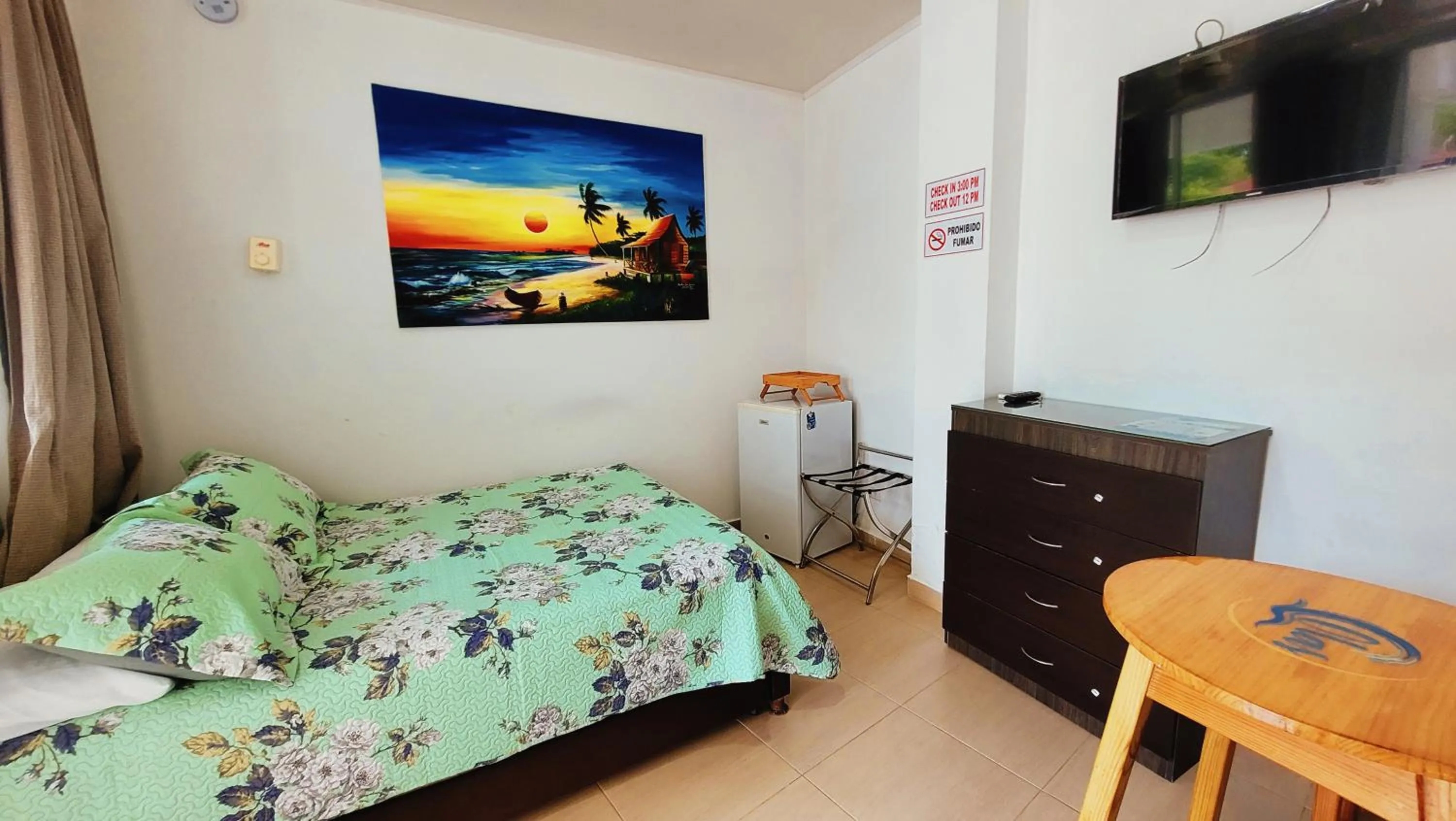 air conditioner, Bed in Hotel Olas