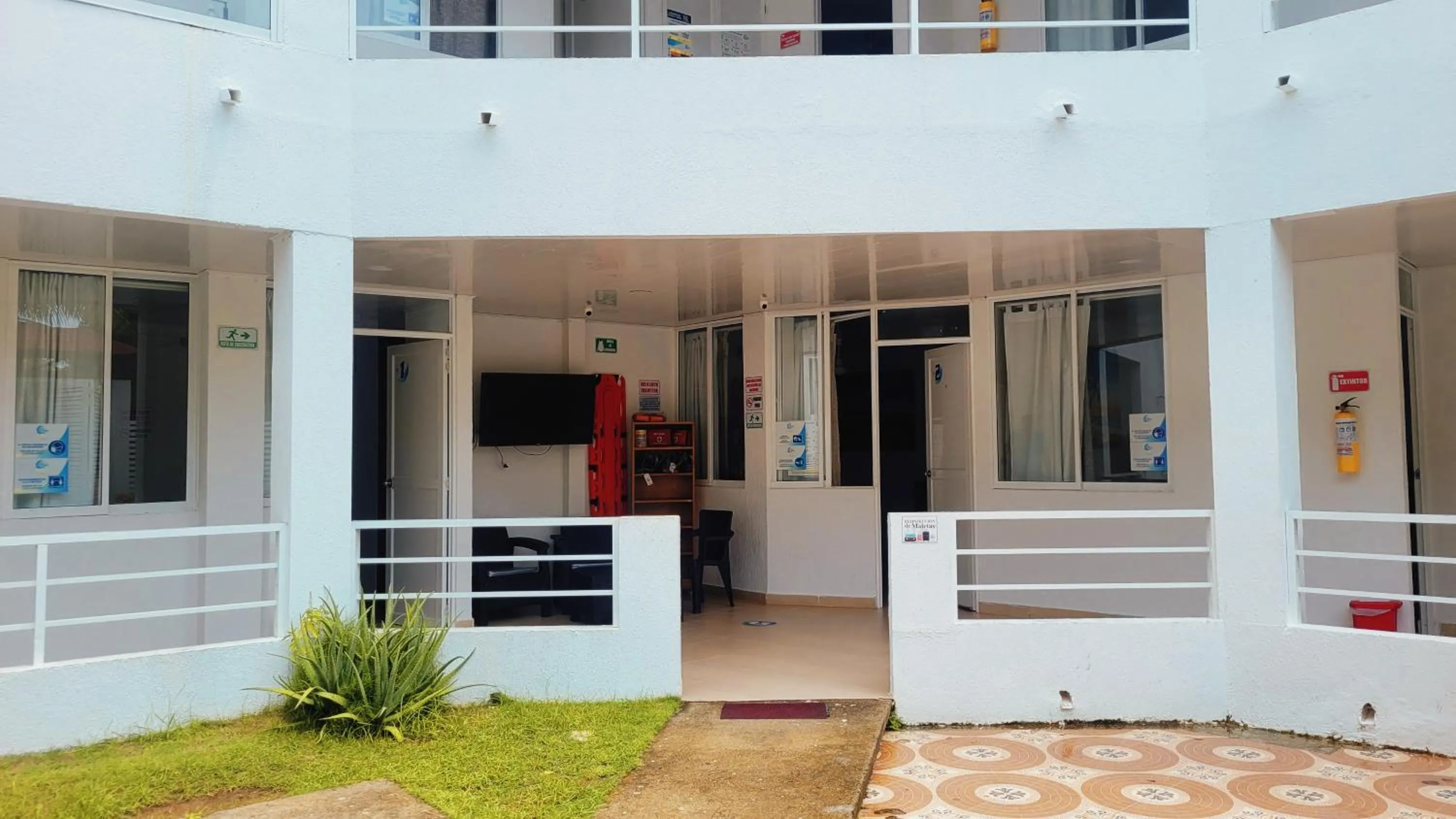 Facade/entrance in Hotel Olas