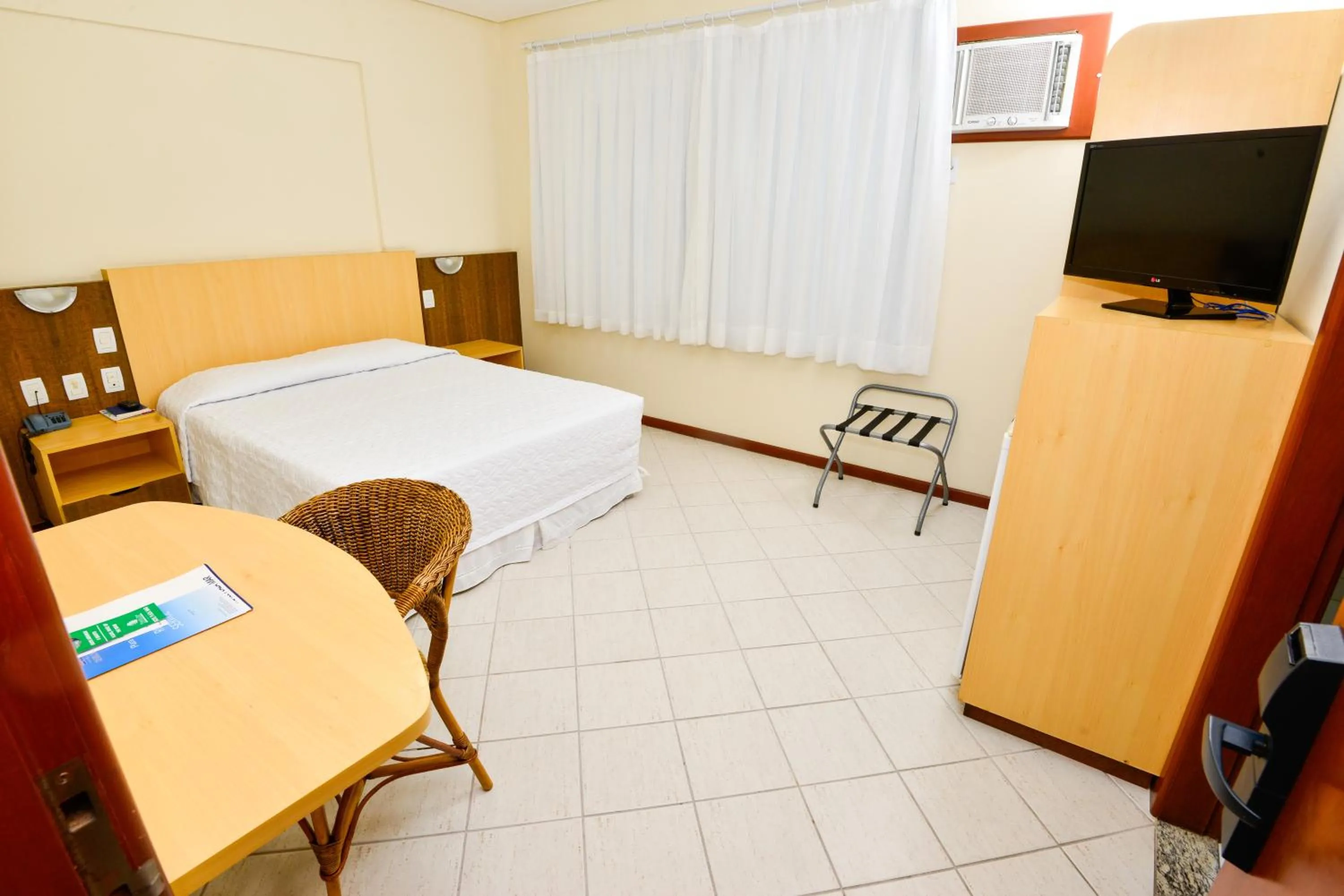 Photo of the whole room, Bed in Hotel Plaza Mar